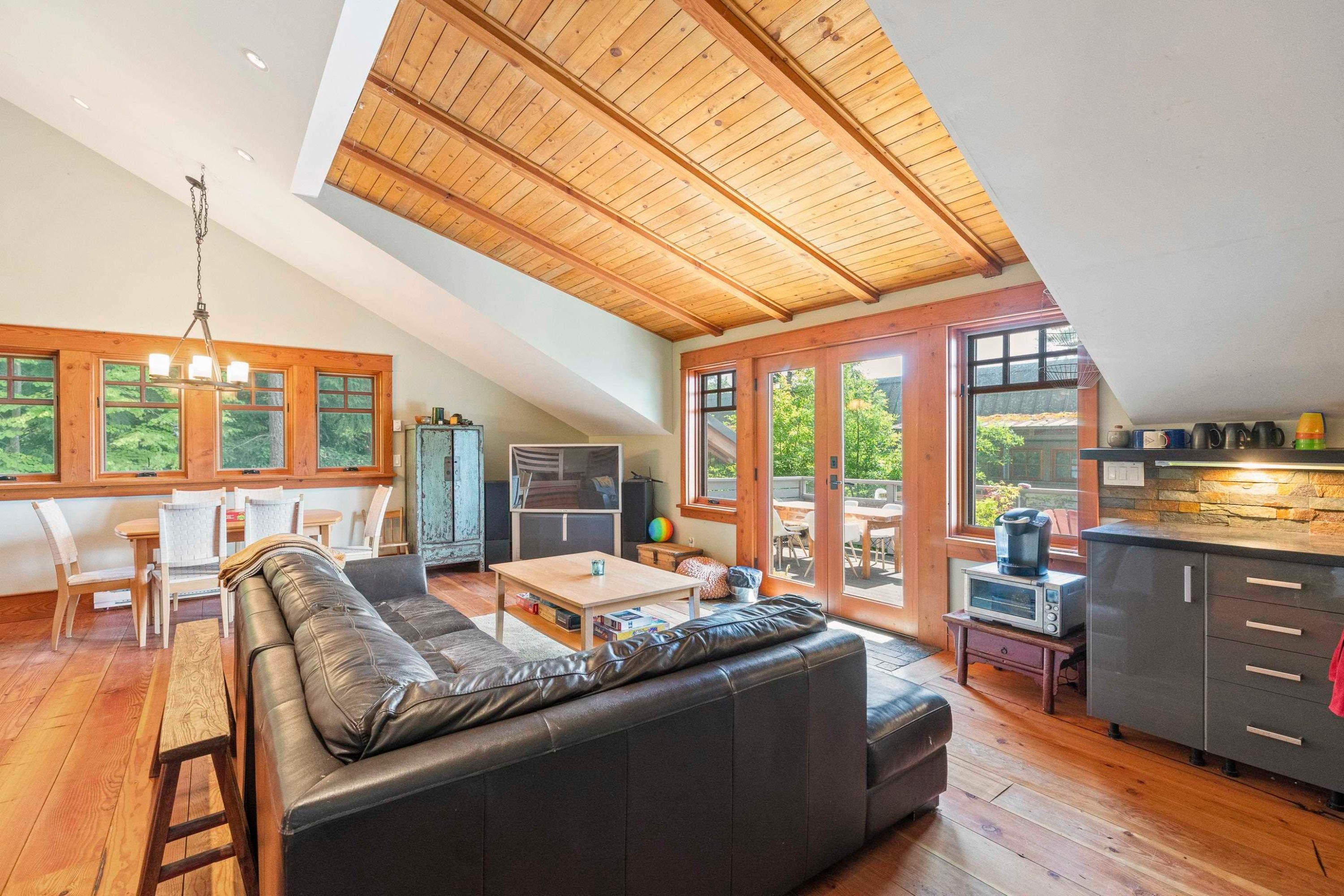 









329


Esplanade

Road,
Keats Island,




BC
V0N 1G2

