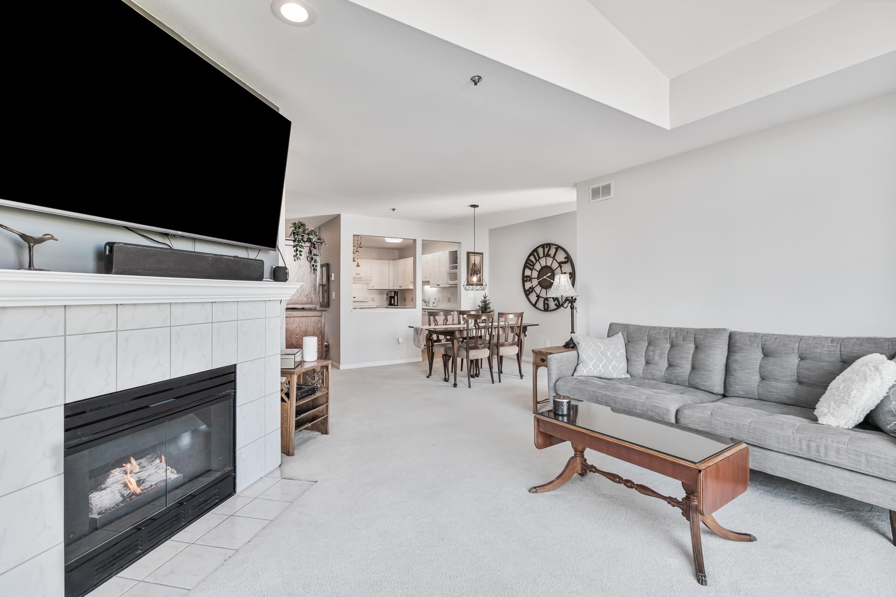 









19121


Ford

Road, 308,
Pitt Meadows,




BC
V3Y 2N2

