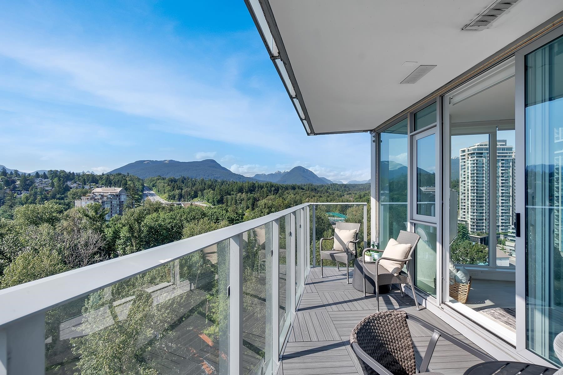 









1401


Hunter

Street, 1607,
North Vancouver,




BC
V7J 0E2


