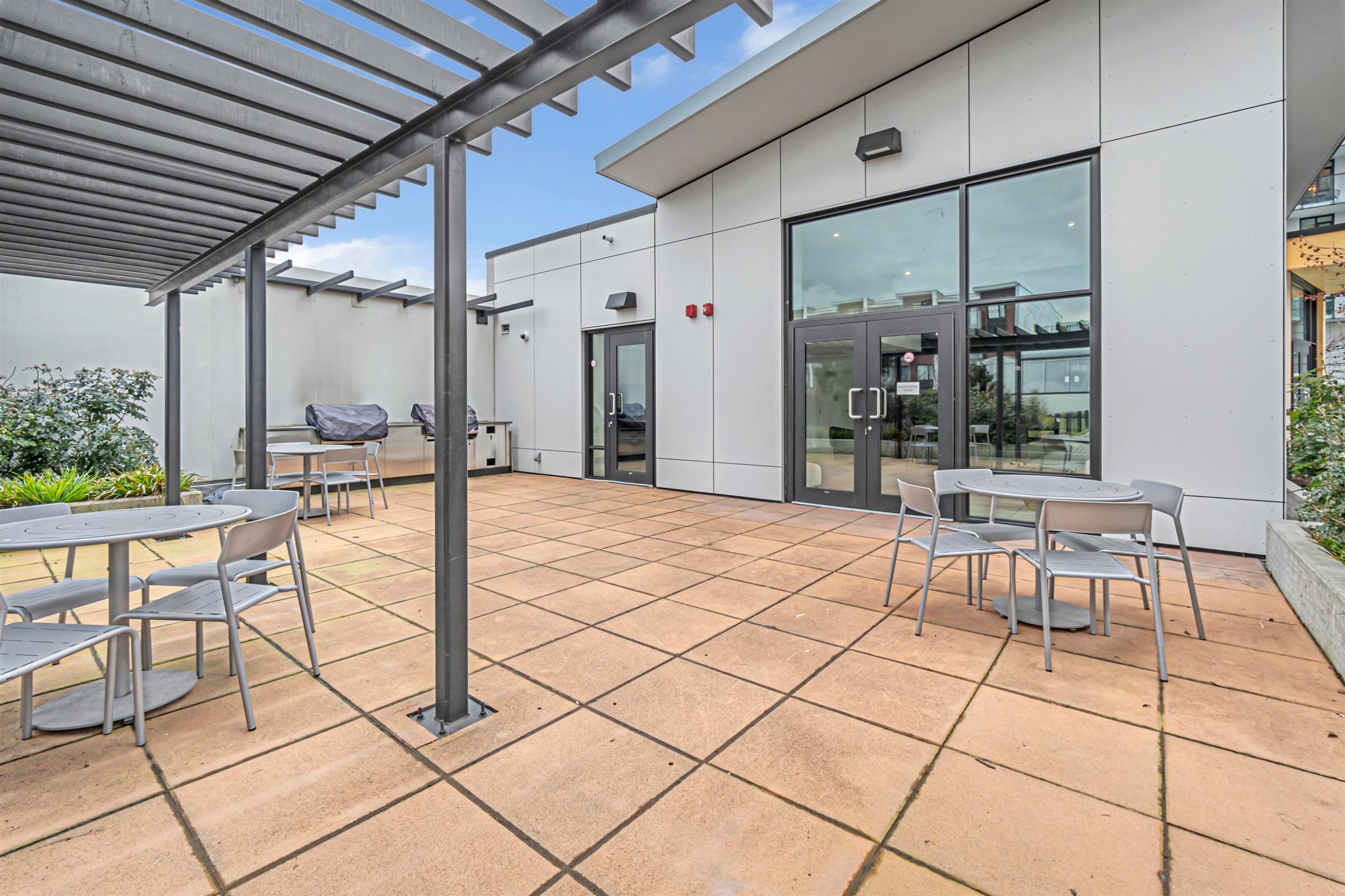 









1401


Hunter

Street, 1607,
North Vancouver,




BC
V7J 0E2

