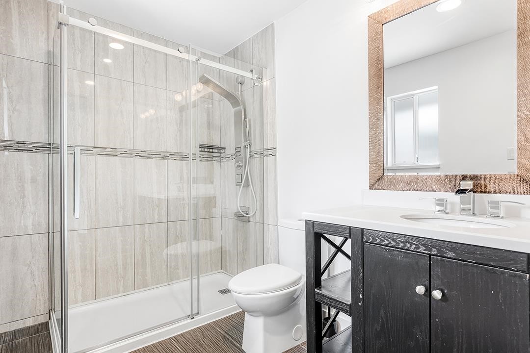 









2886


Mt Seymour

Parkway,
North Vancouver,




BC
V7H 1E9

