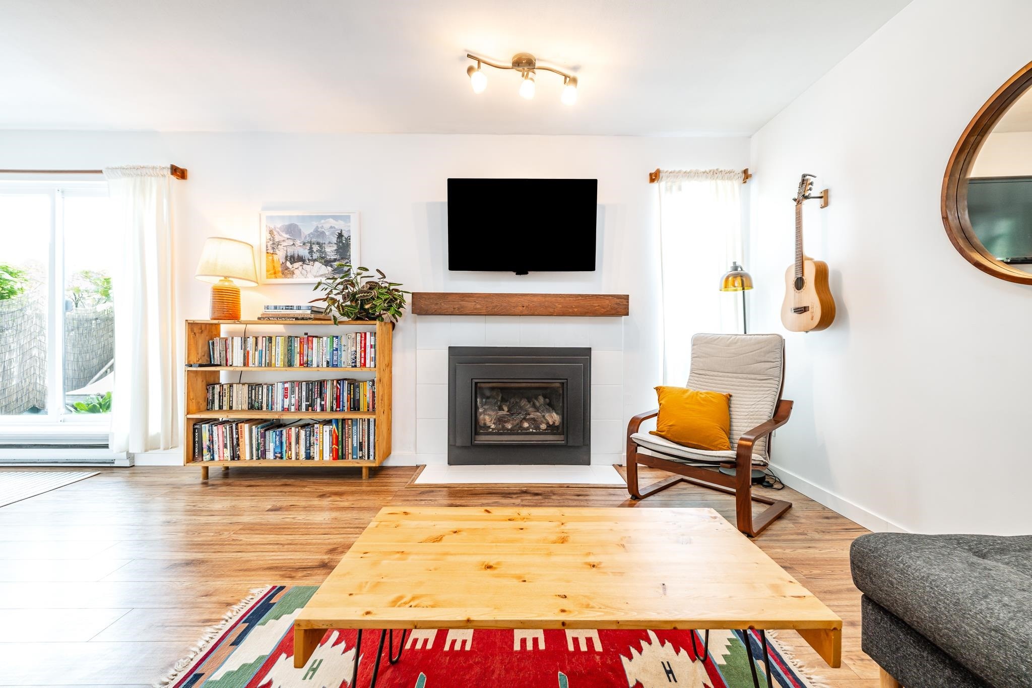 









41449


Government

Road, 28,
Squamish,




BC
V8B 0G4

