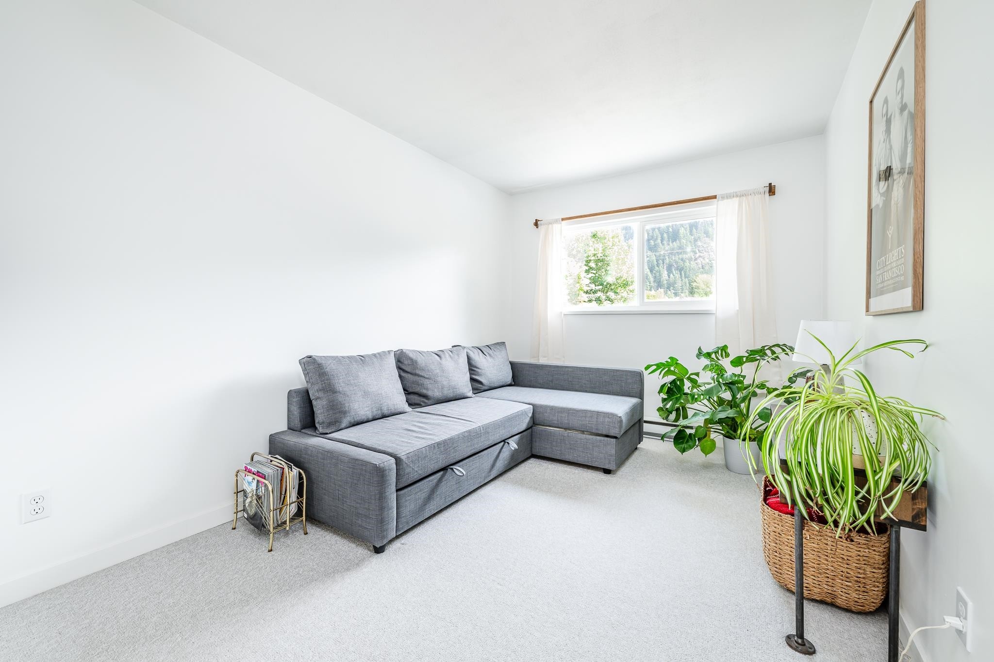 









41449


Government

Road, 28,
Squamish,




BC
V8B 0G4

