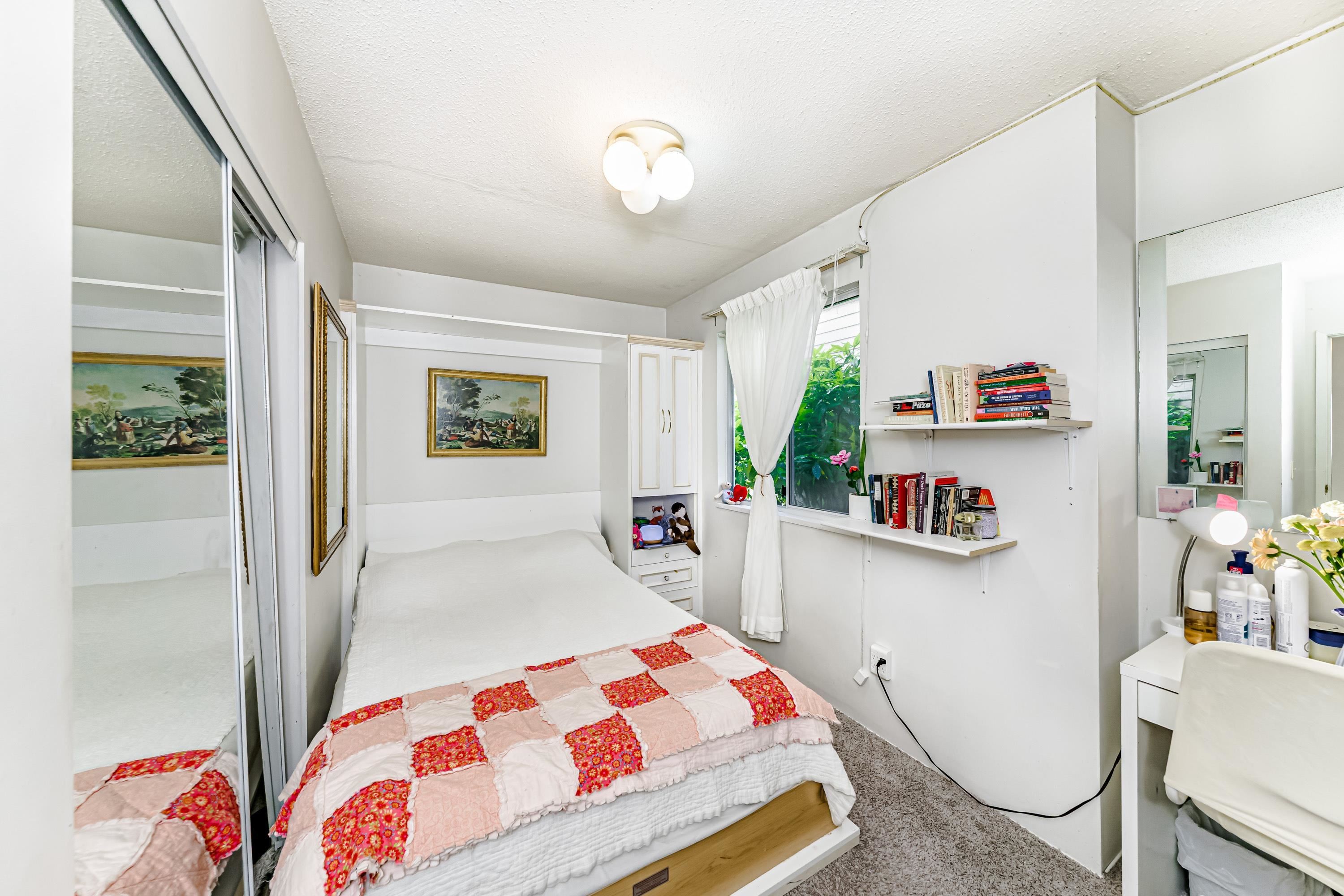 









1472


Village Green

Wynd,
Tsawwassen,




BC
V4L 2K4

