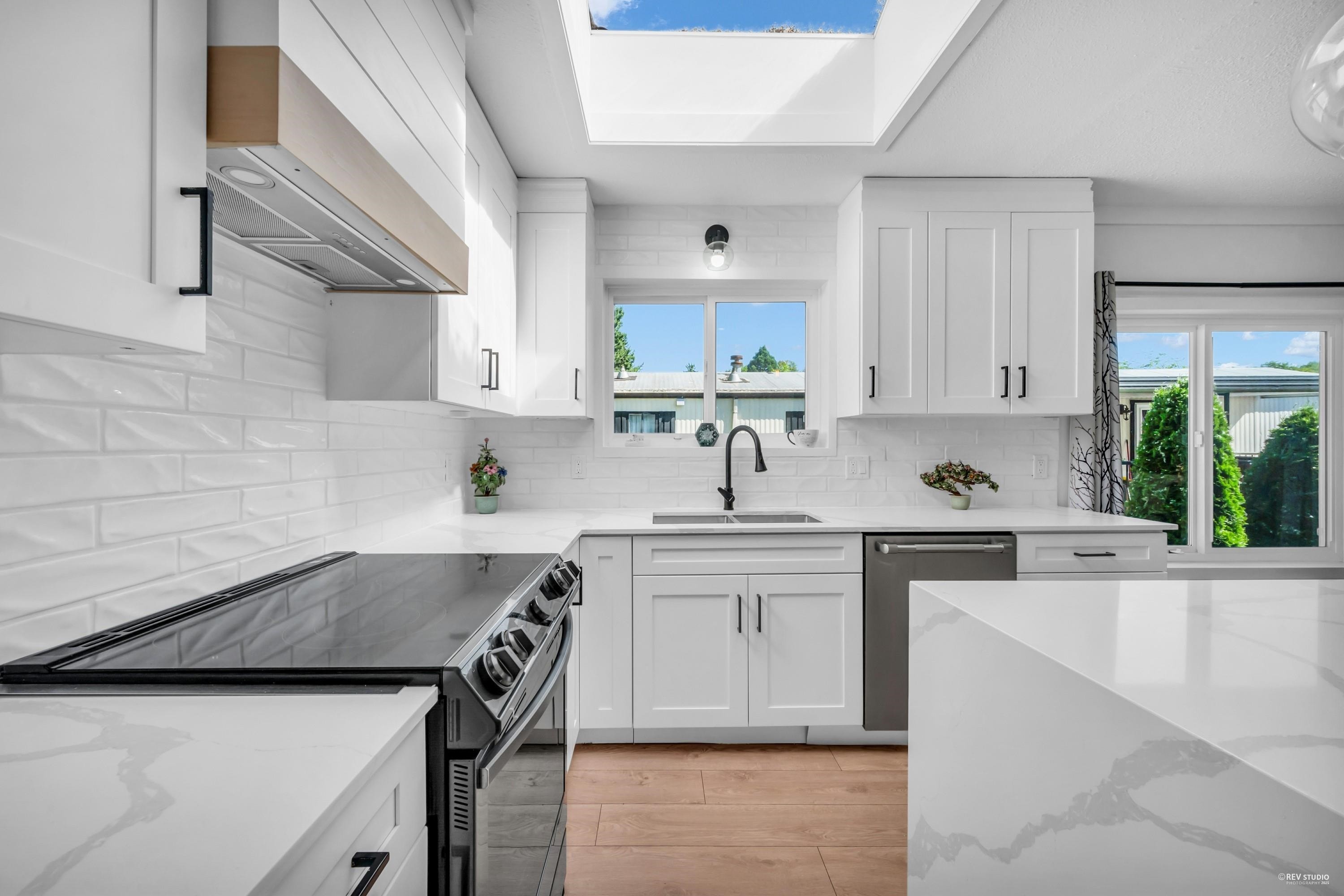 









145


King Edward

Street, 4,
Coquitlam,




BC
V3K 6K9

