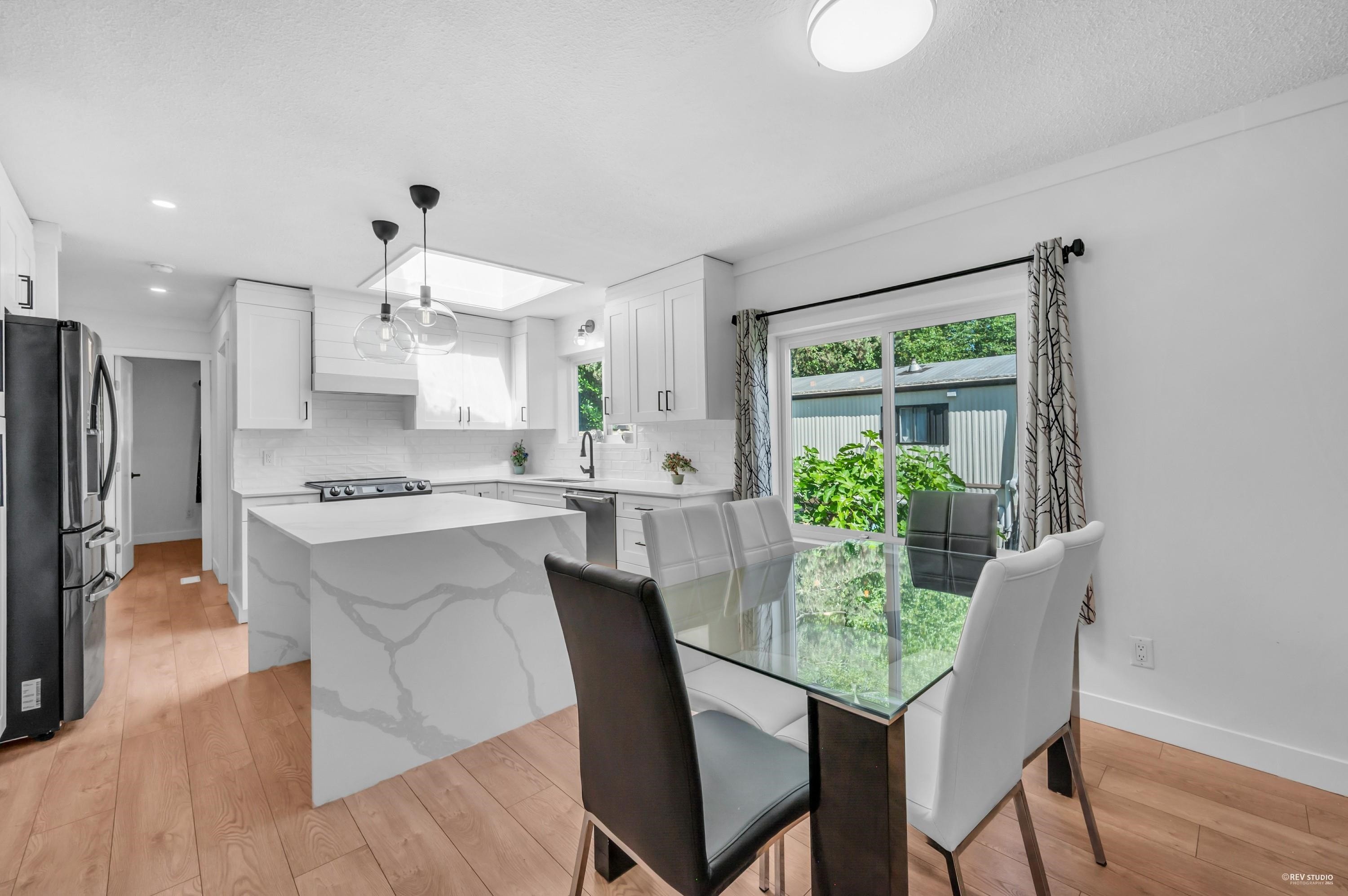 









145


King Edward

Street, 4,
Coquitlam,




BC
V3K 6K9


