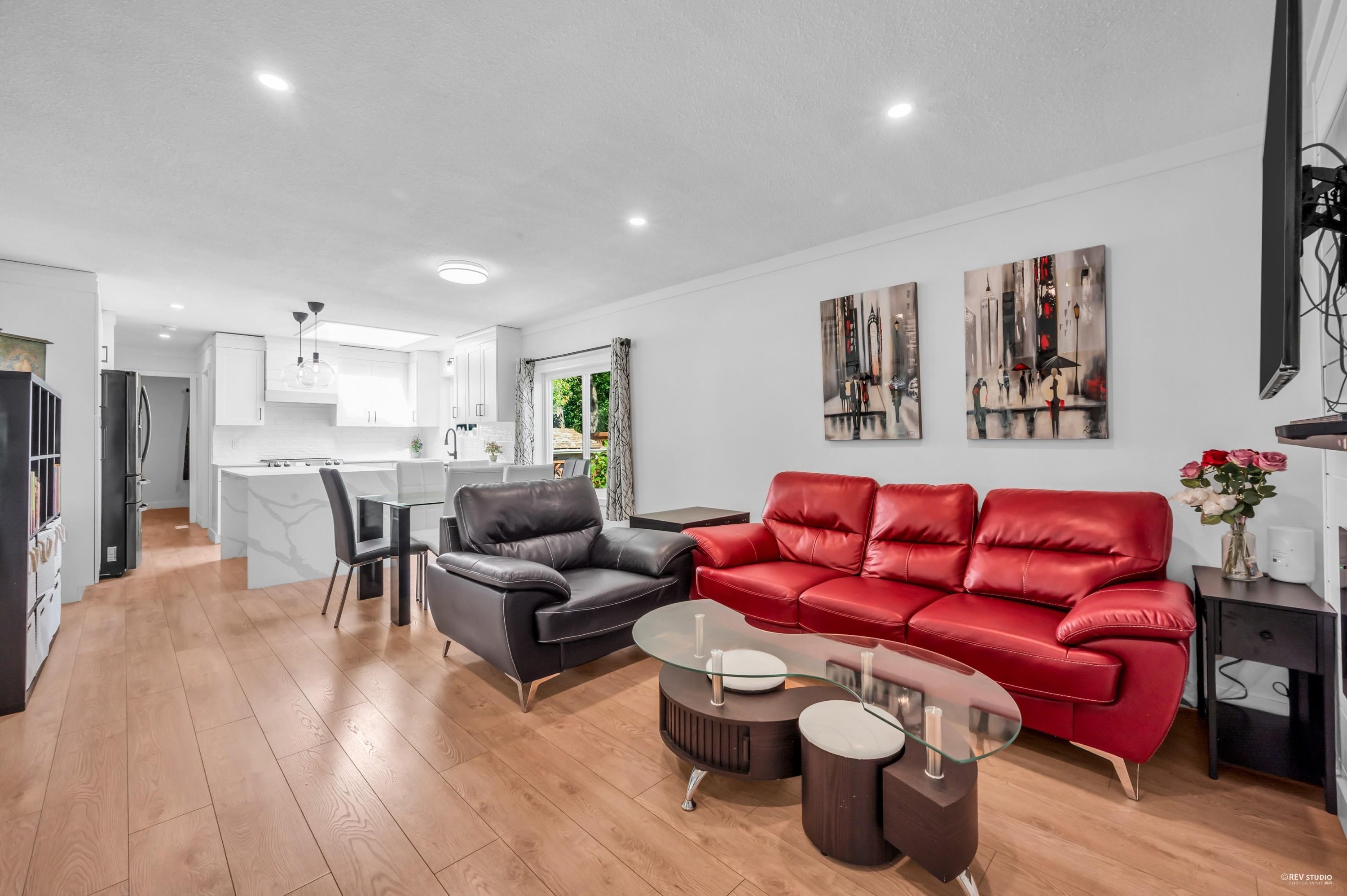 









145


King Edward

Street, 4,
Coquitlam,




BC
V3K 6K9

