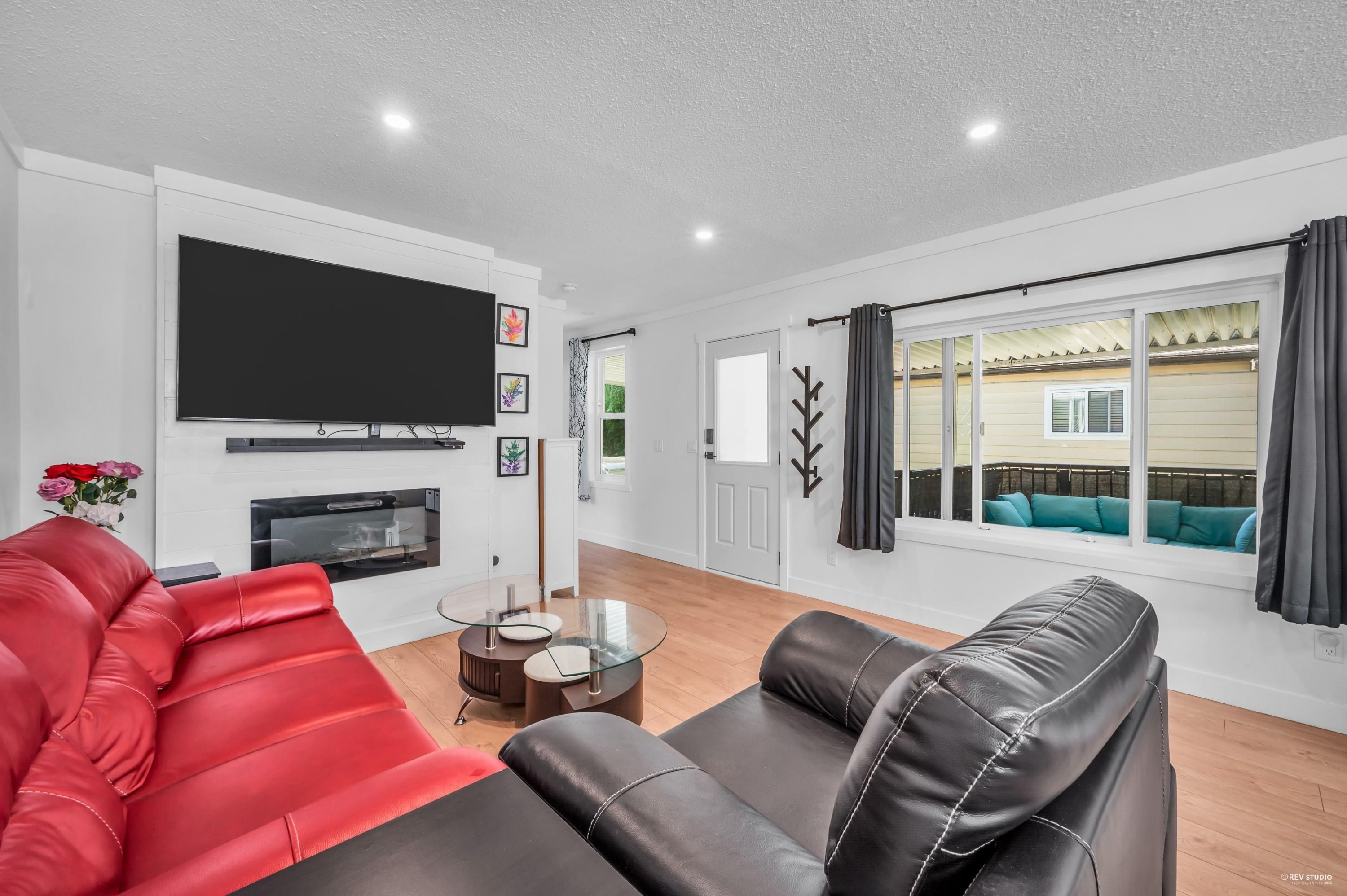









145


King Edward

Street, 4,
Coquitlam,




BC
V3K 6K9

