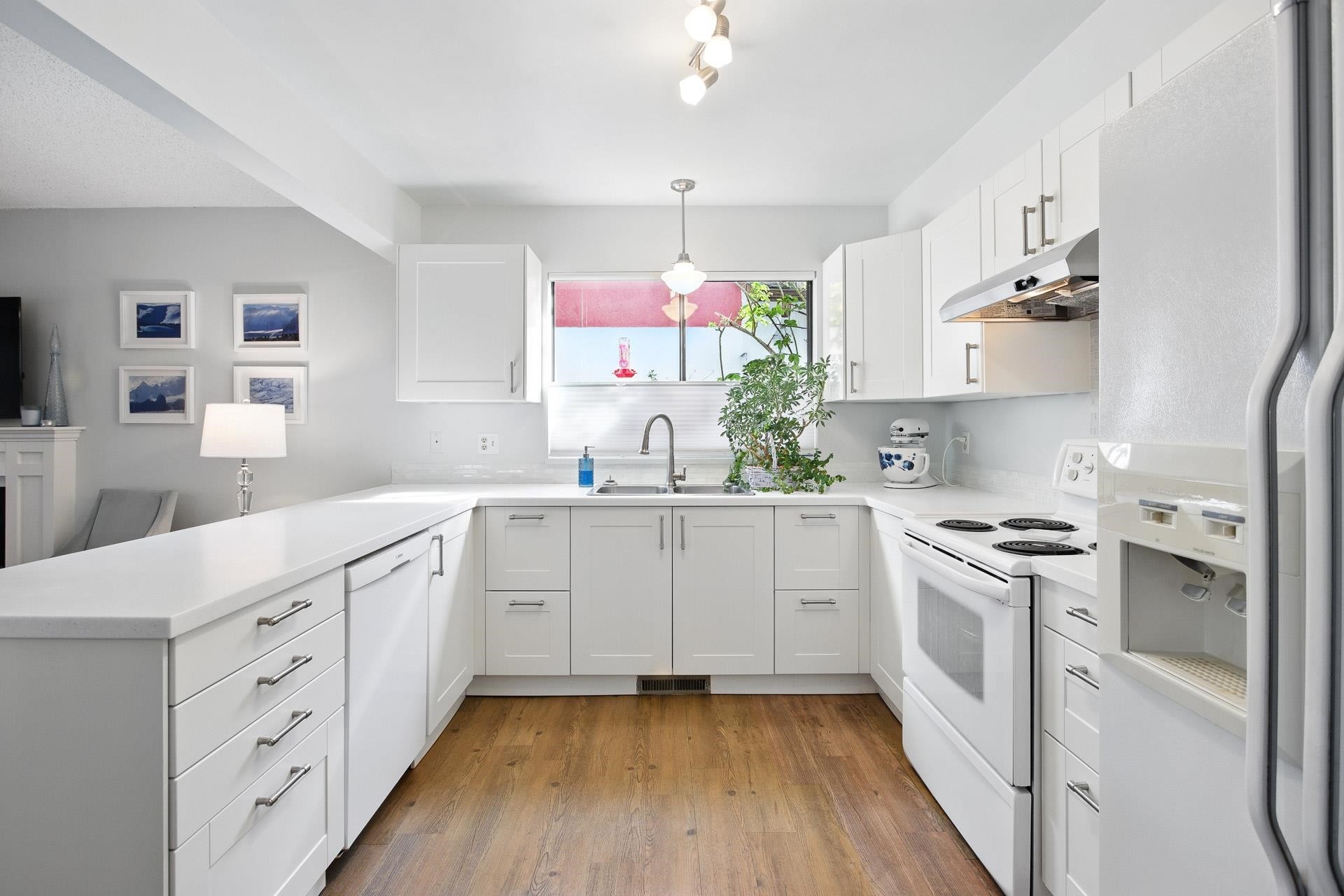 









1237


Nestor

Street,
Coquitlam,




BC
V3E 1H4


