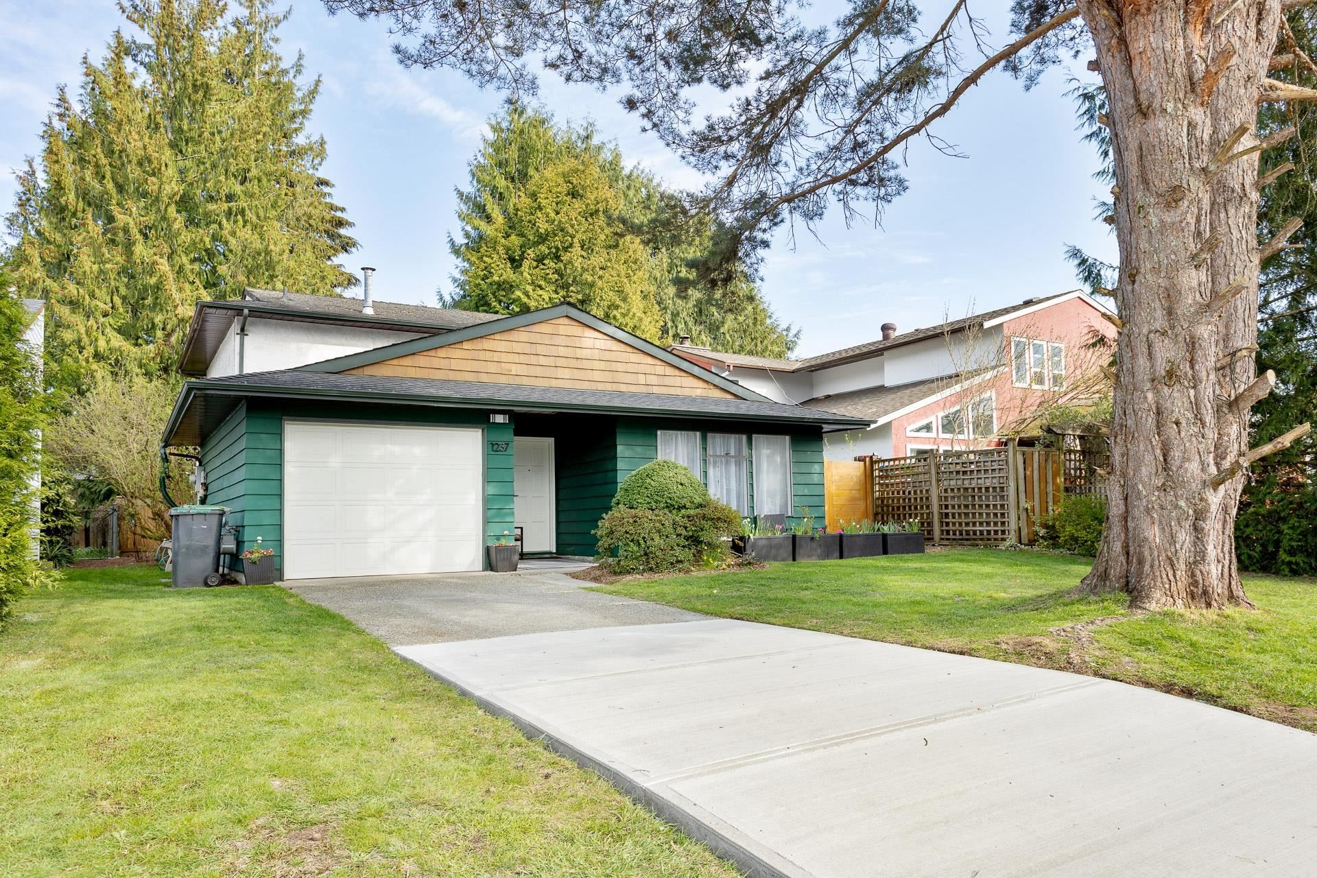 









1237


Nestor

Street,
Coquitlam,




BC
V3E 1H4

