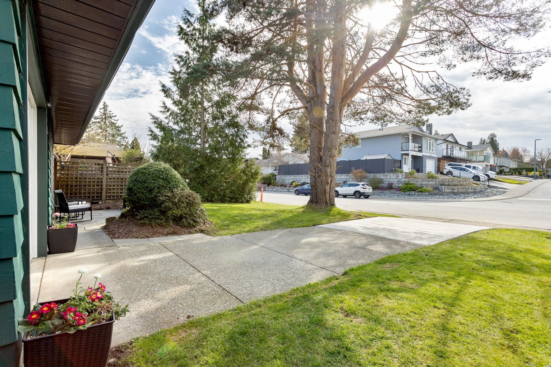 









1237


Nestor

Street,
Coquitlam,




BC
V3E 1H4

