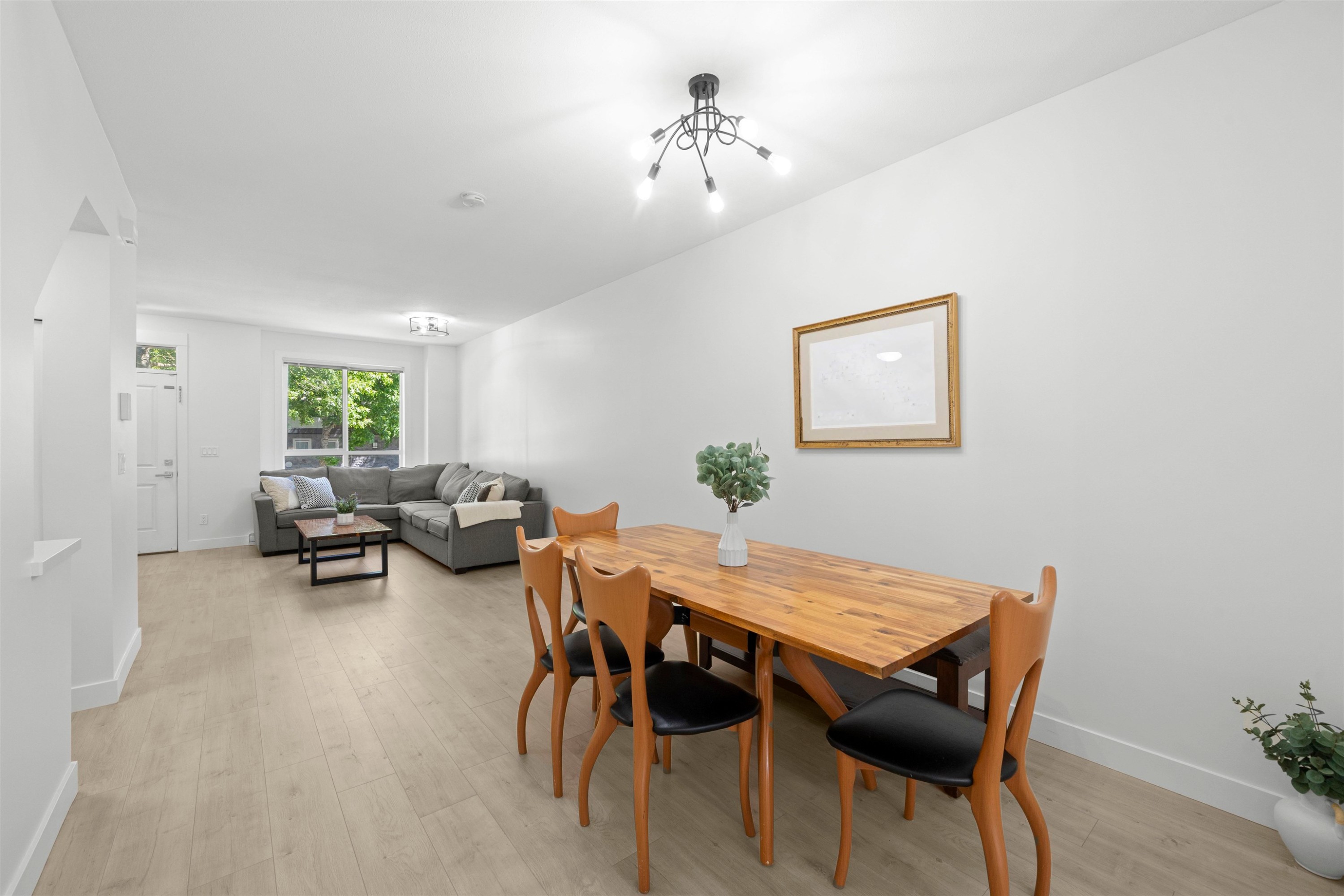 









3395


Galloway

Avenue, 3,
Coquitlam,




BC
V3E 0H2

