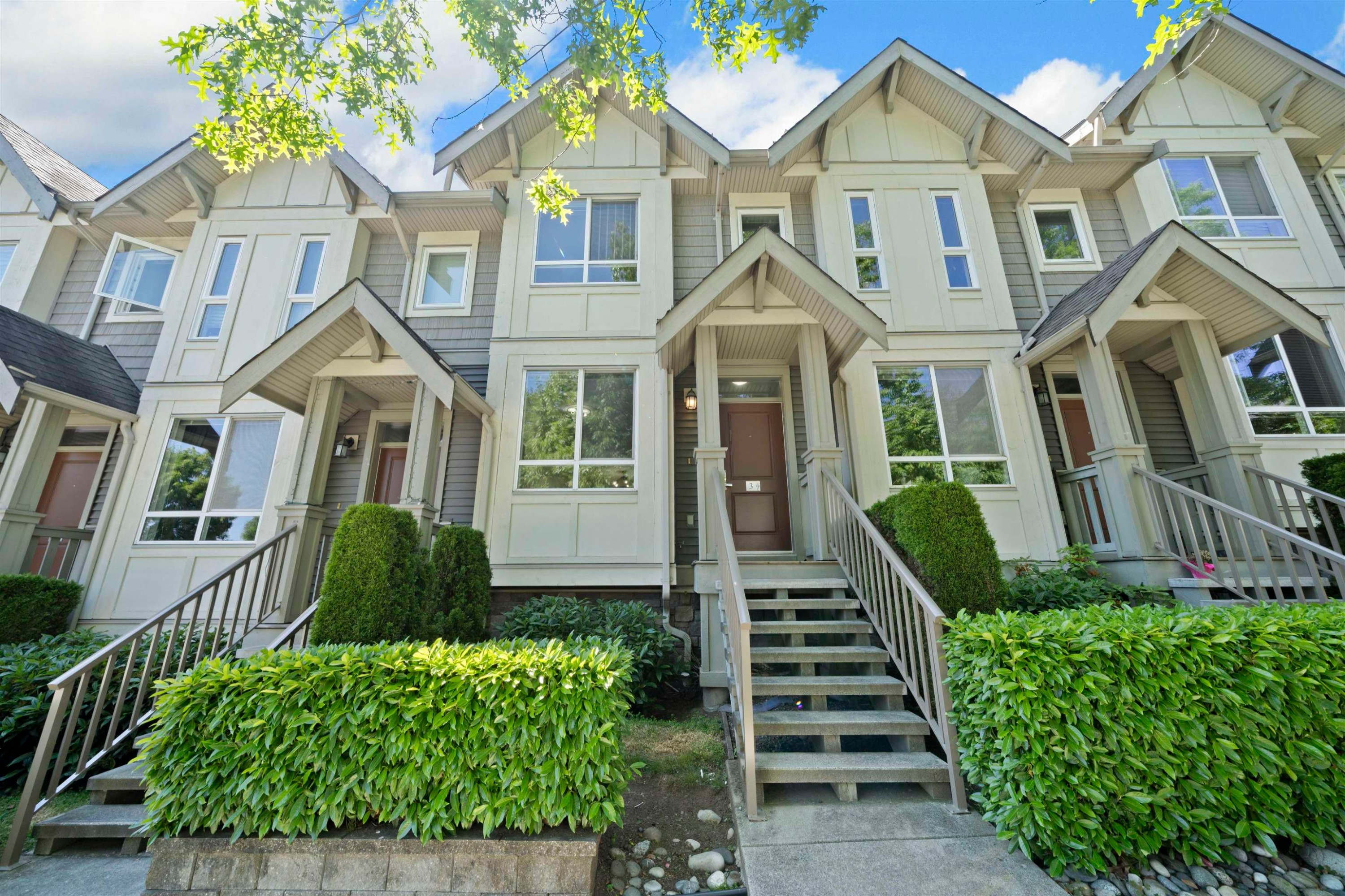 









3395


Galloway

Avenue, 3,
Coquitlam,




BC
V3E 0H2


