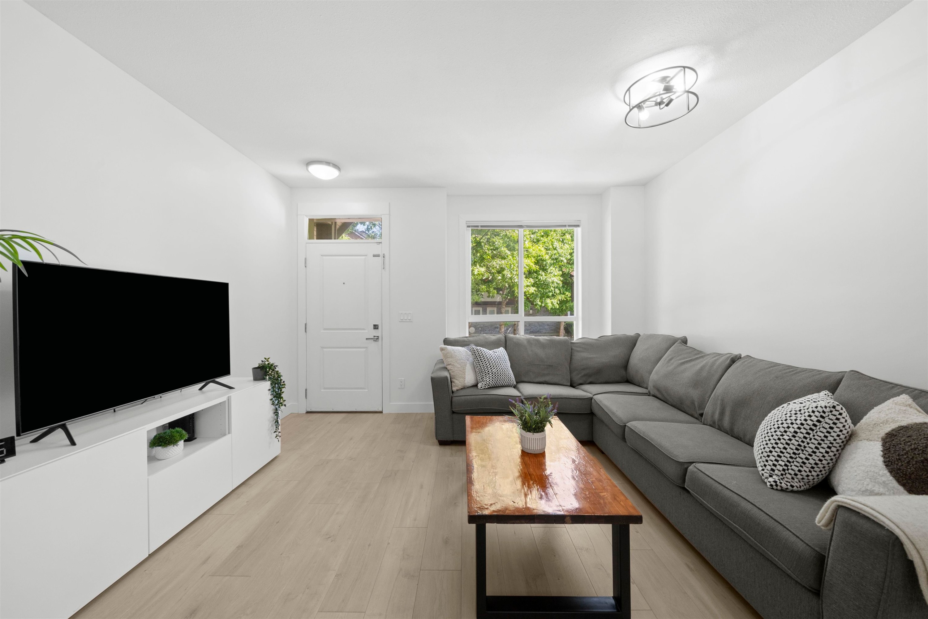 









3395


Galloway

Avenue, 3,
Coquitlam,




BC
V3E 0H2

