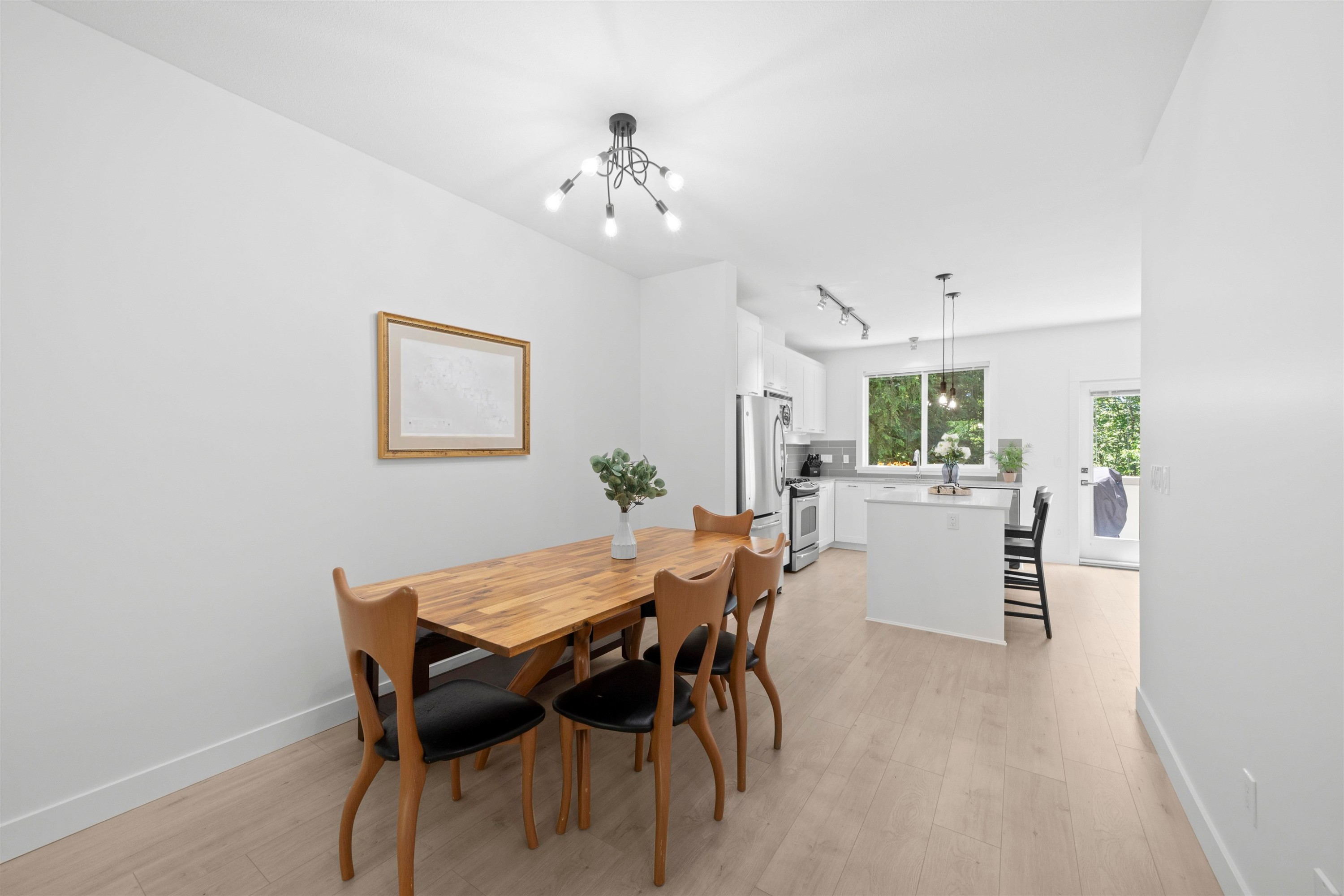 









3395


Galloway

Avenue, 3,
Coquitlam,




BC
V3E 0H2

