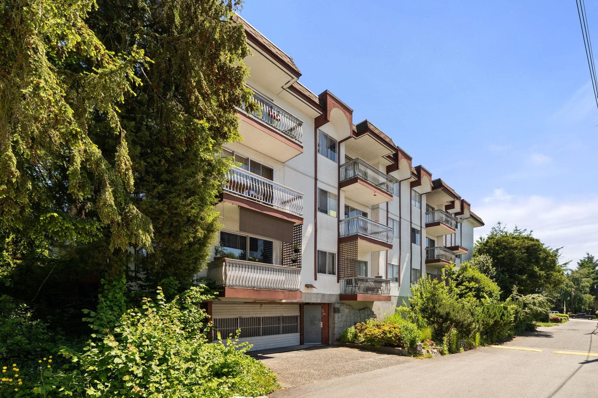 









135


21st

Street West, 102,
North Vancouver,




BC
V7M 1Z2

