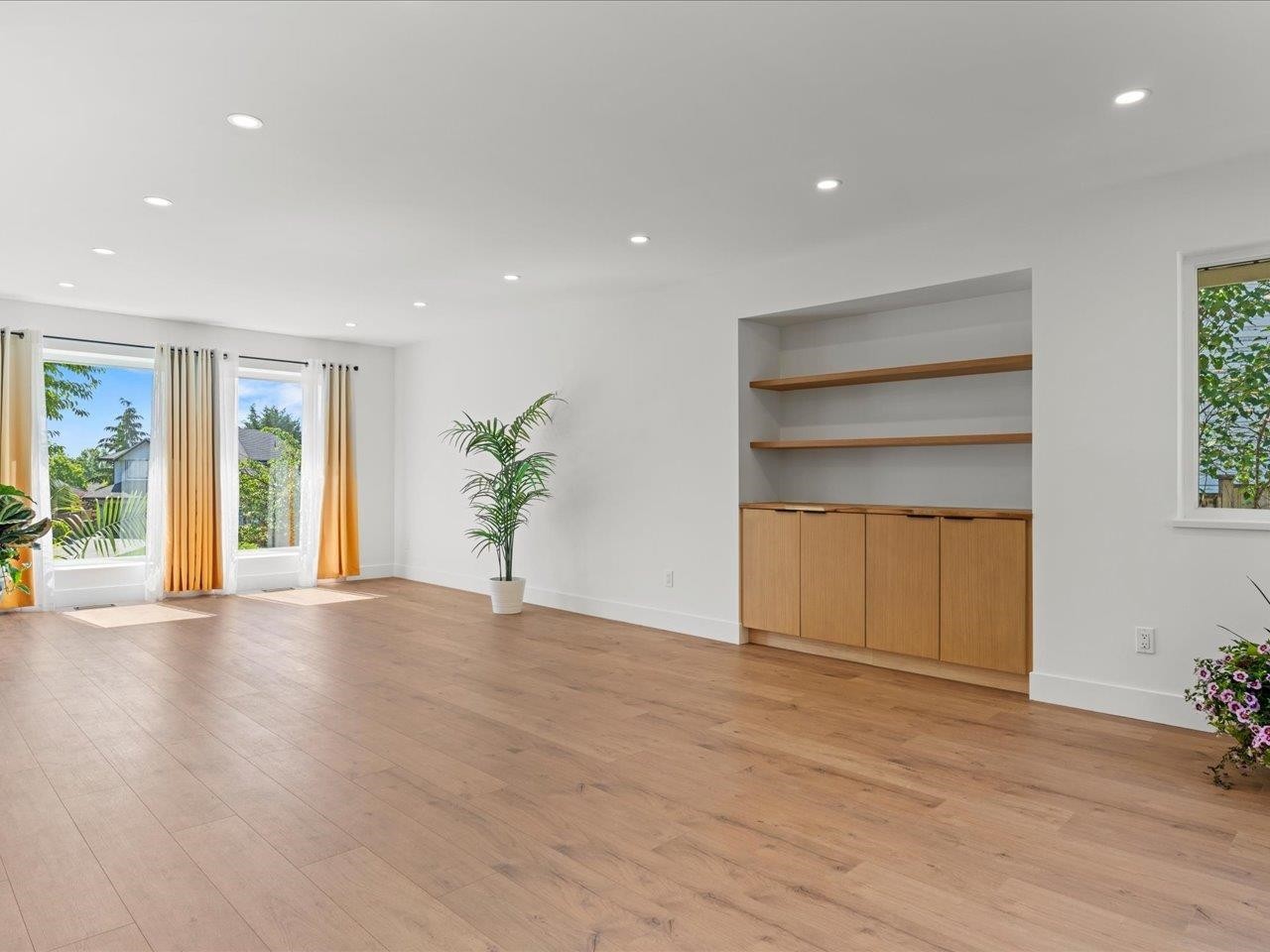 









1135


Settlers

Court,
Port Coquitlam,




BC
V3C 5Y5

