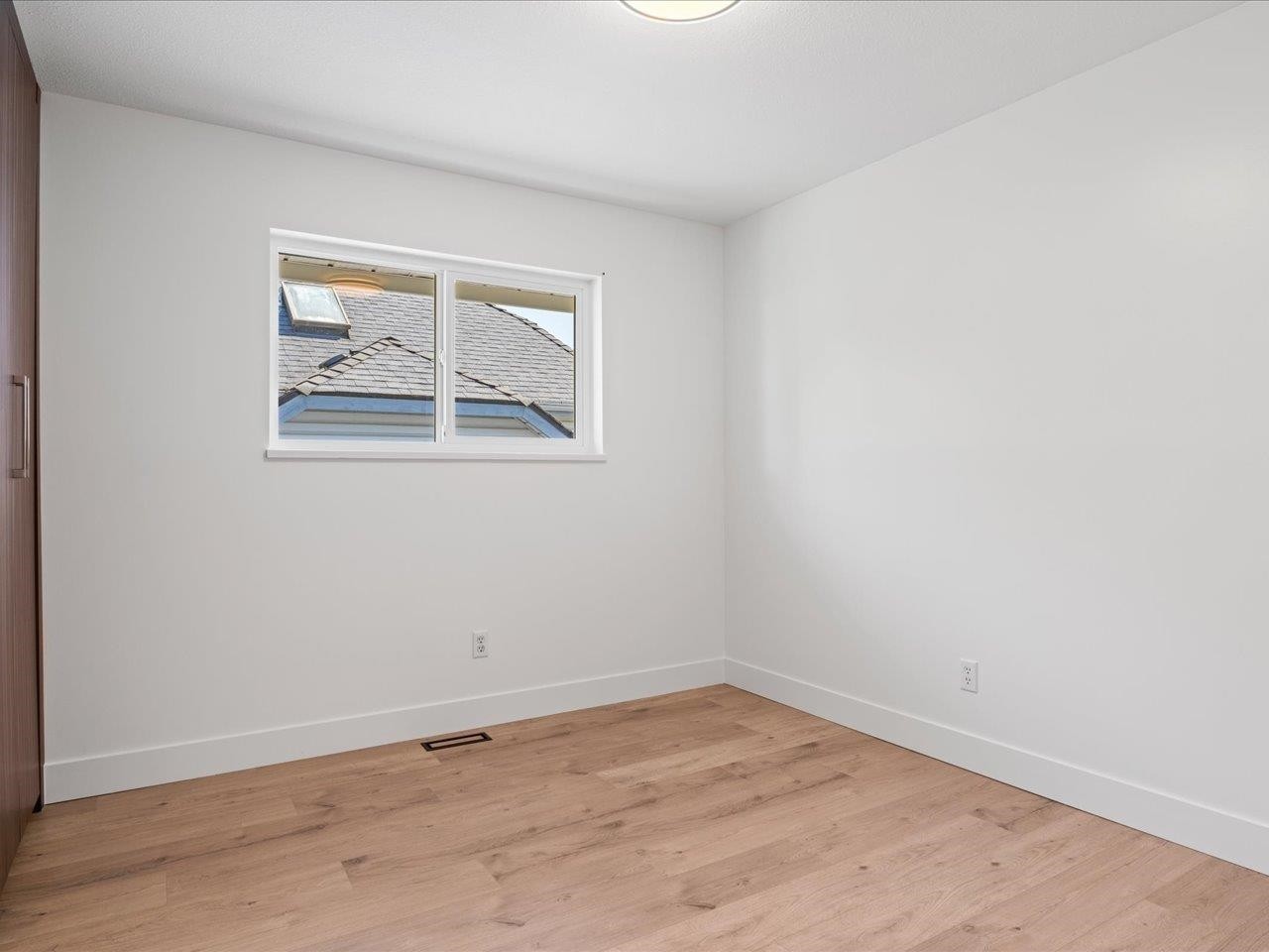 









1135


Settlers

Court,
Port Coquitlam,




BC
V3C 5Y5

