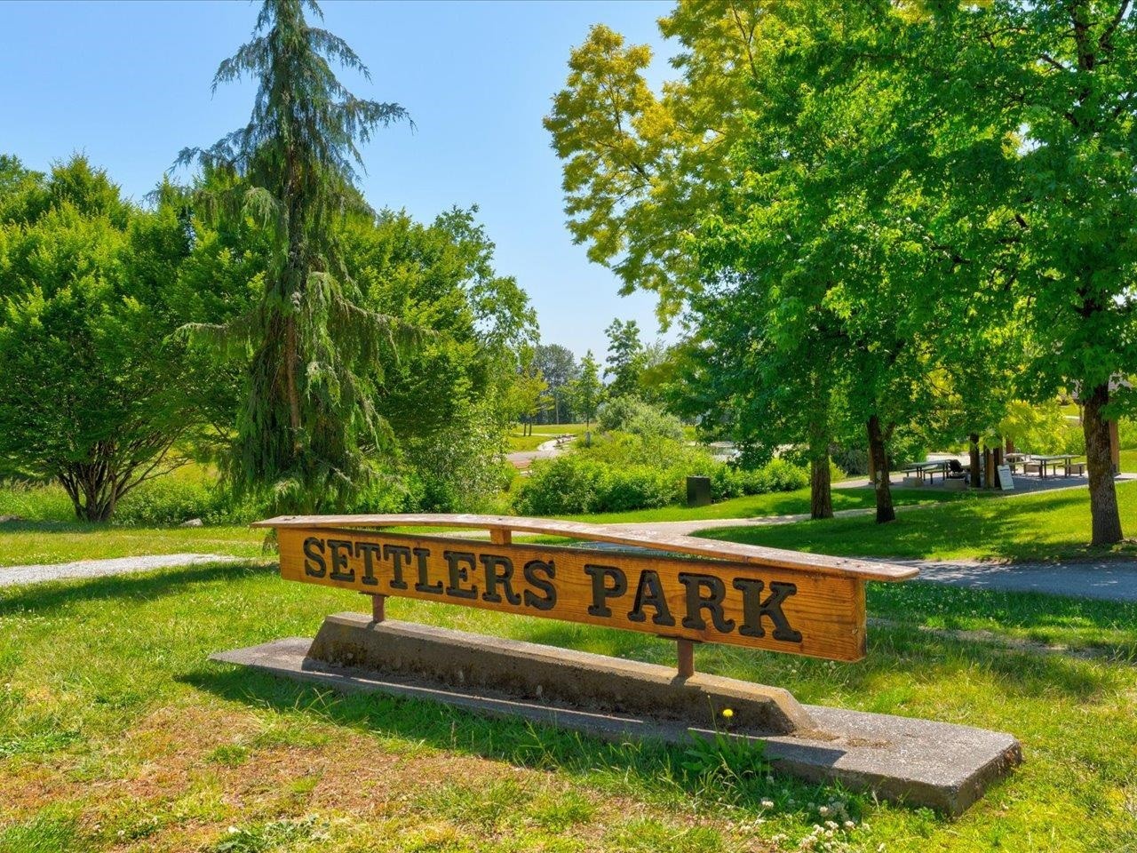 









1135


Settlers

Court,
Port Coquitlam,




BC
V3C 5Y5

