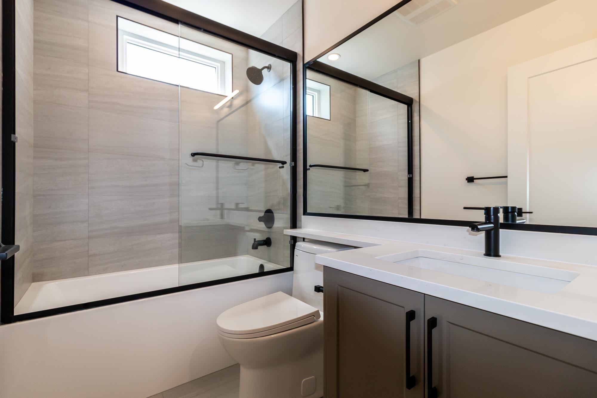 









38891


Garibaldi

Avenue,
Squamish,




BC
V8B 0E8

