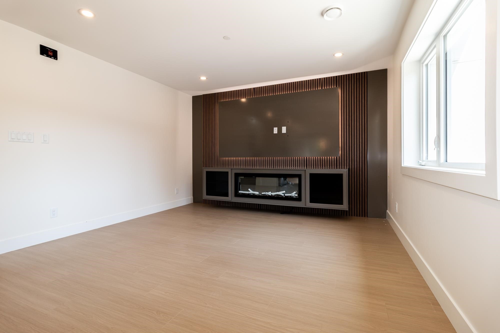 









38891


Garibaldi

Avenue,
Squamish,




BC
V8B 0E8

