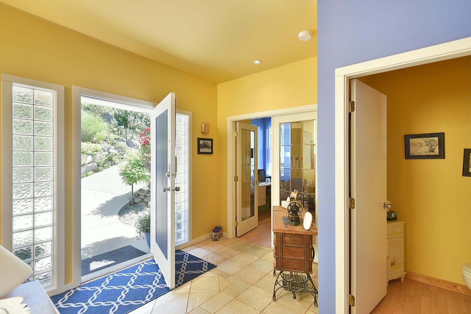 









5870


Skookumchuk

Road,
Sechelt,




BC
V7Z 0P3


