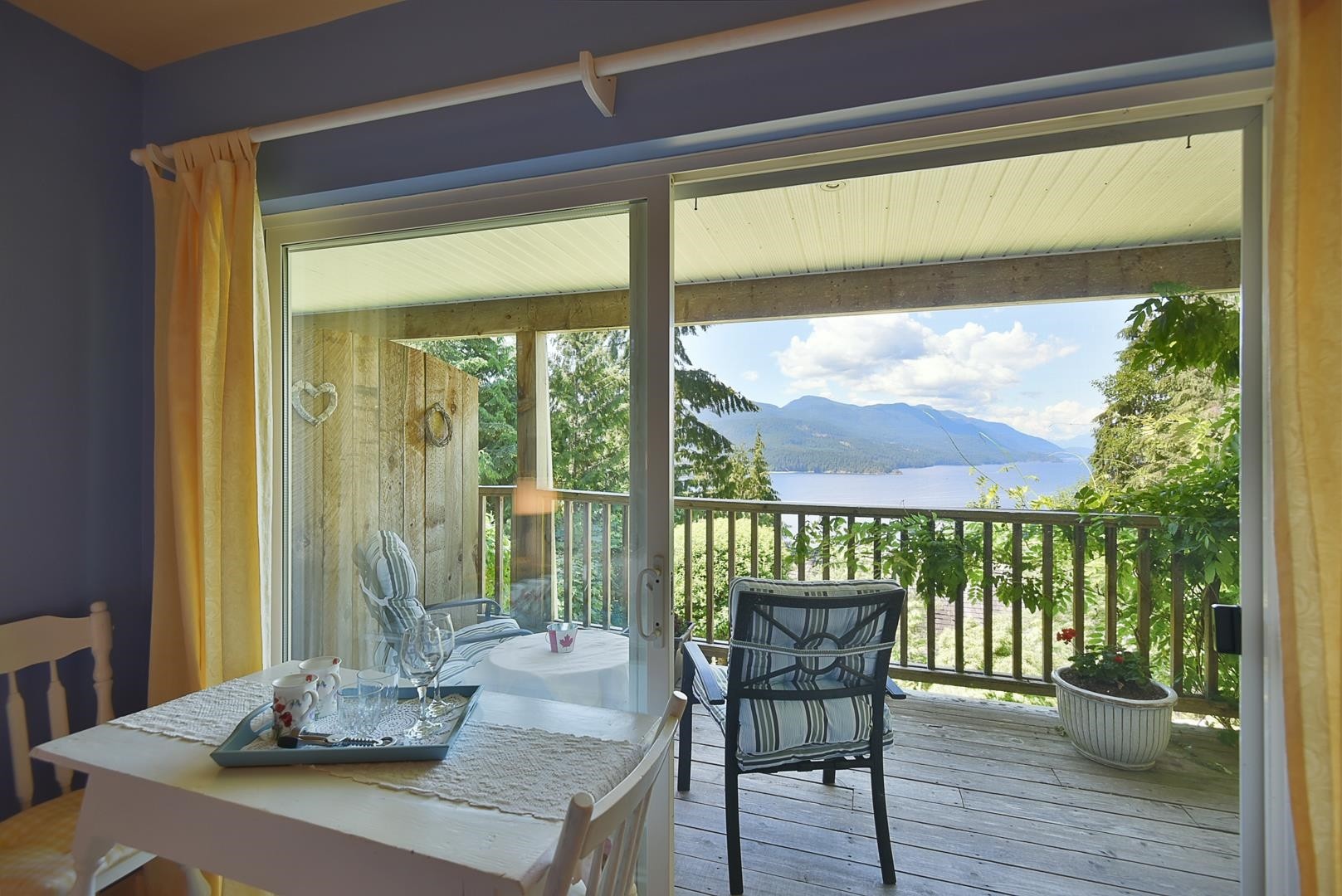









5870


Skookumchuk

Road,
Sechelt,




BC
V7Z 0P3


