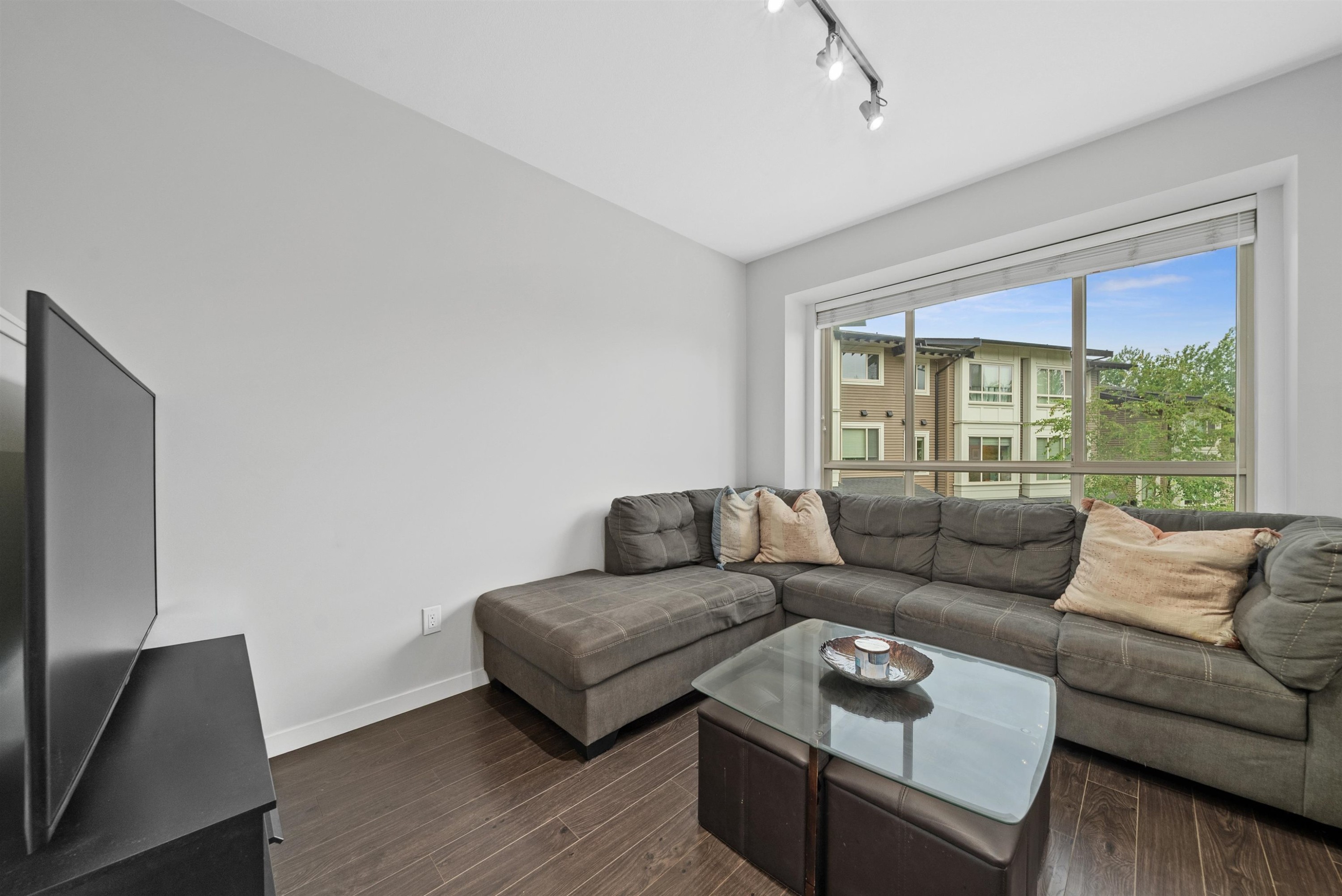 









23986


104

Avenue, 16,
Maple Ridge,




BC
V2W 0G8

