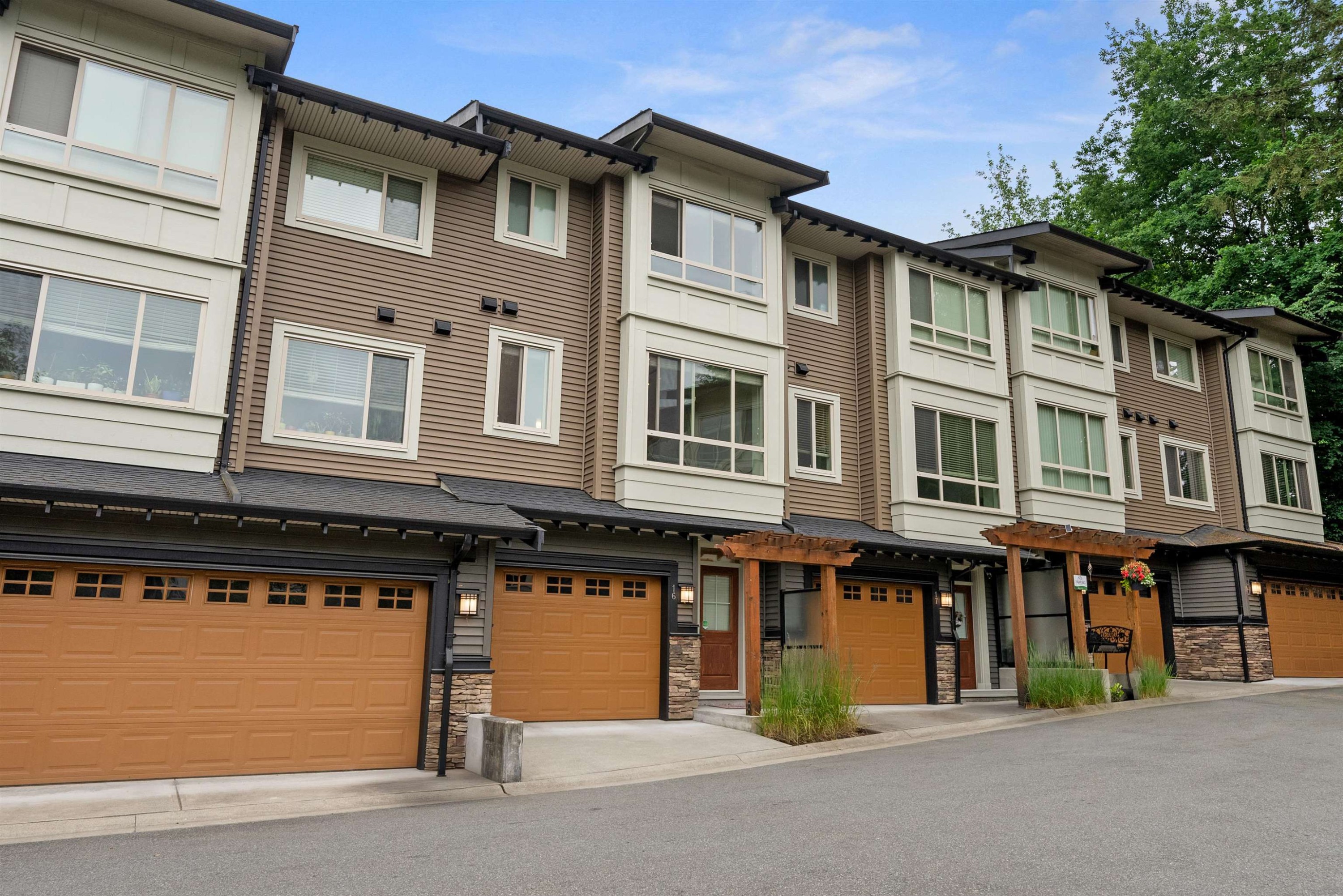 









23986


104

Avenue, 16,
Maple Ridge,




BC
V2W 0G8

