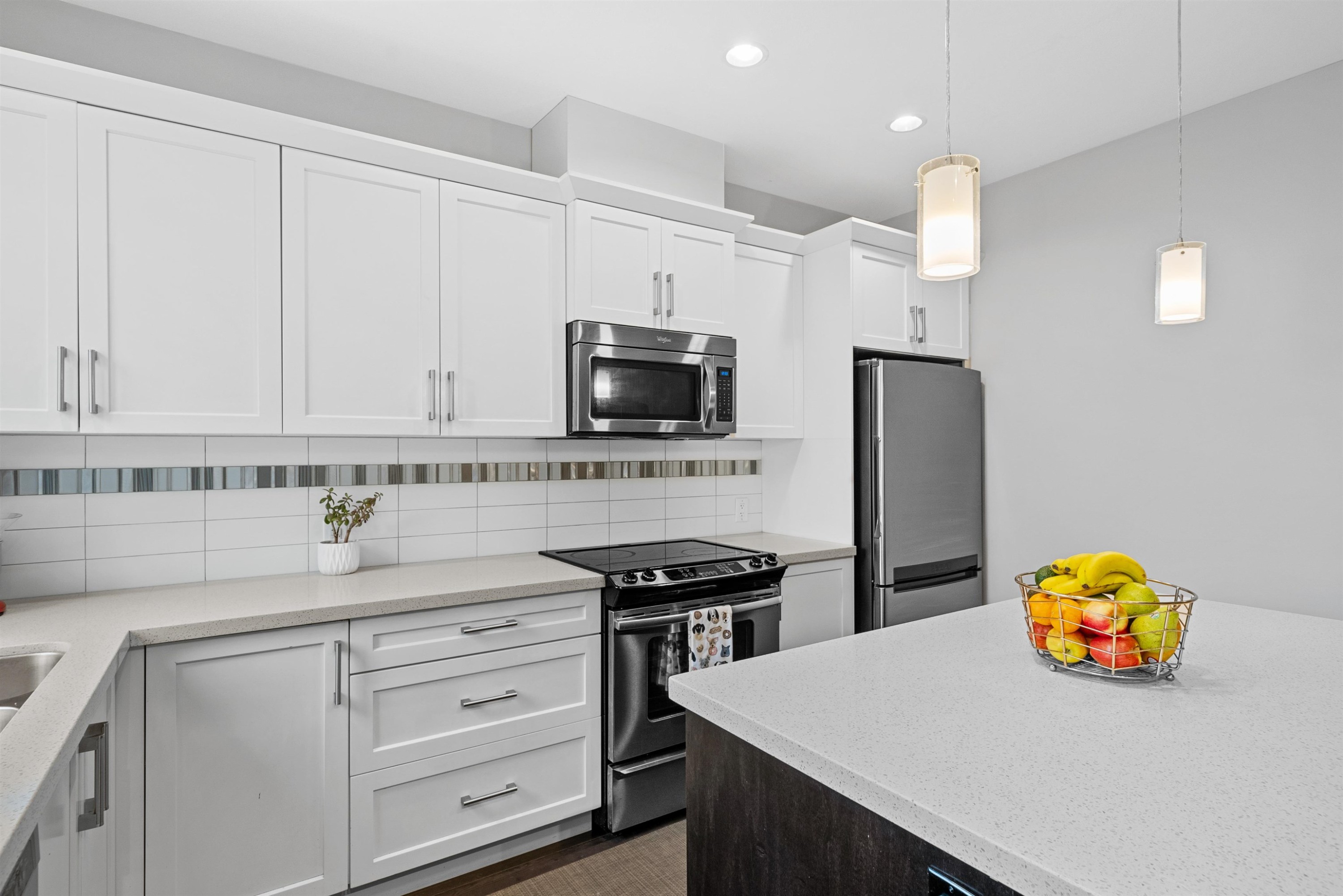 









23986


104

Avenue, 16,
Maple Ridge,




BC
V2W 0G8


