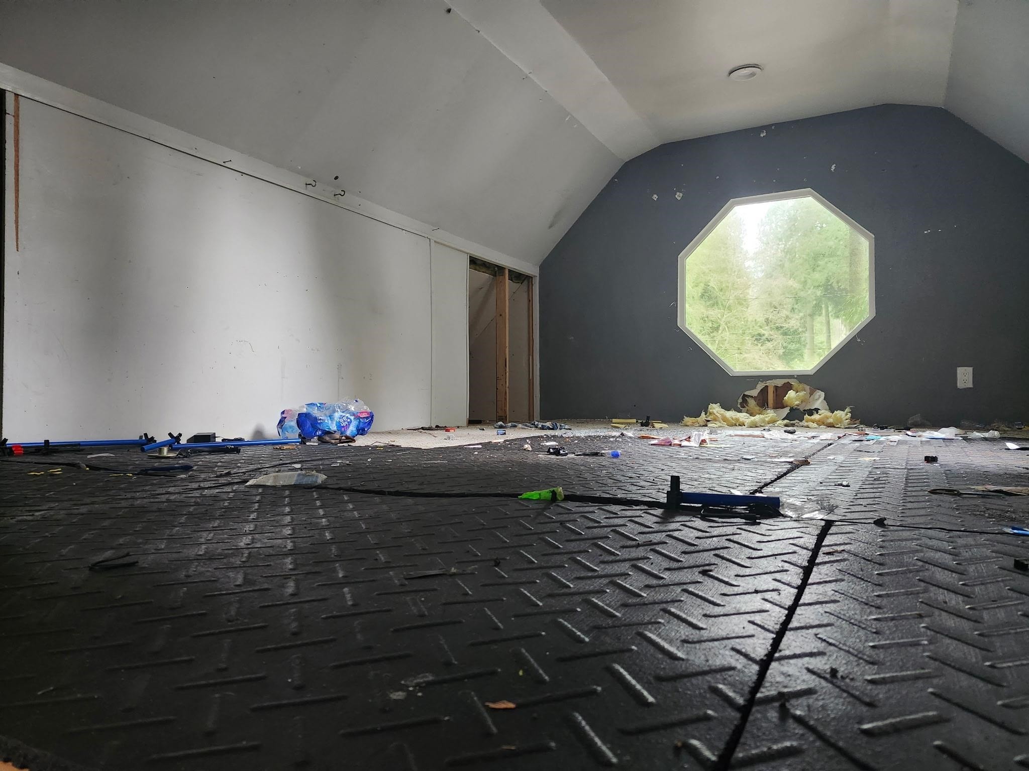 









14244


Silver Valley

Road,
Maple Ridge,




BC
V4R 2R3

