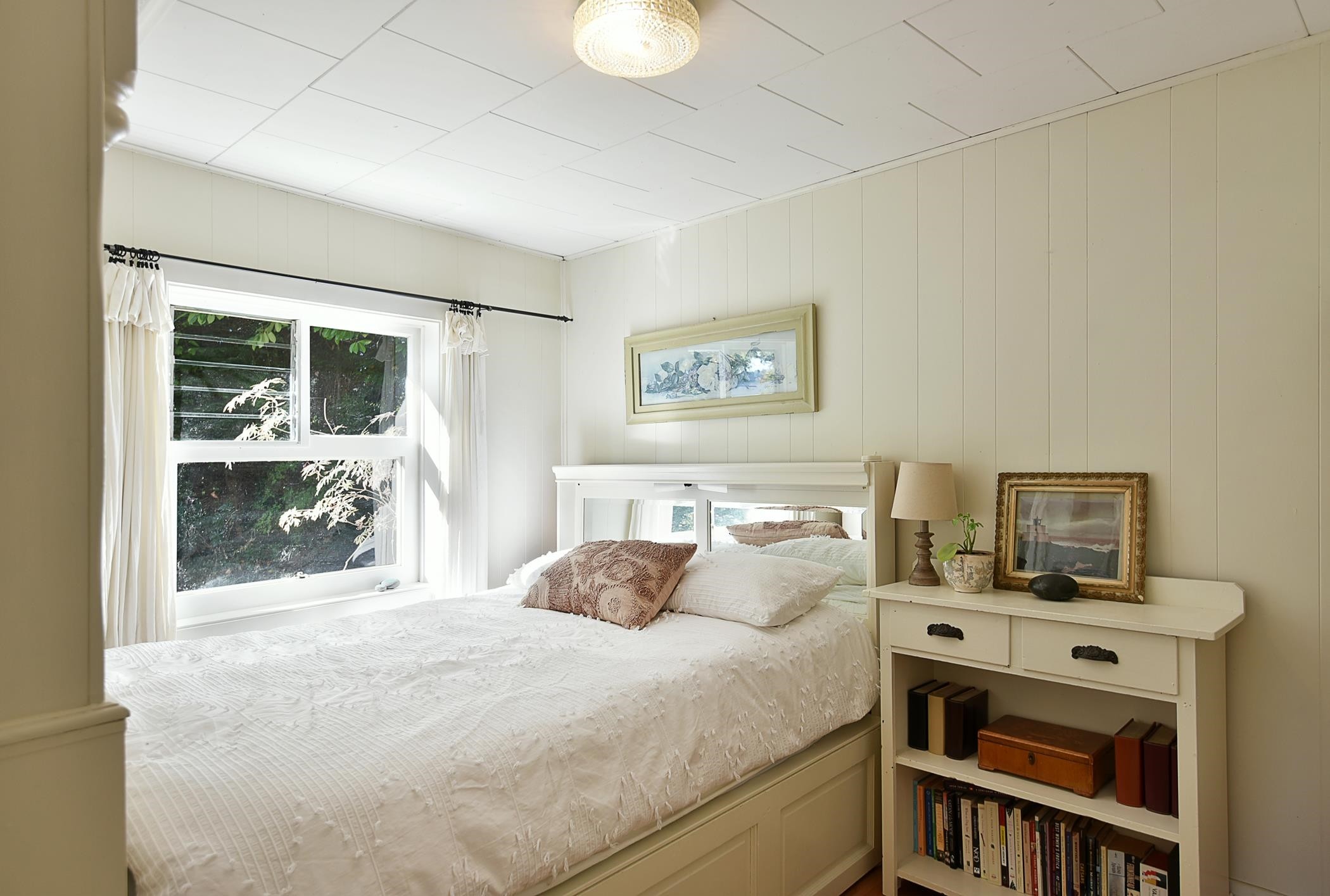 









586


Bals

Lane,
Gibsons,




BC
V0N 1V9

