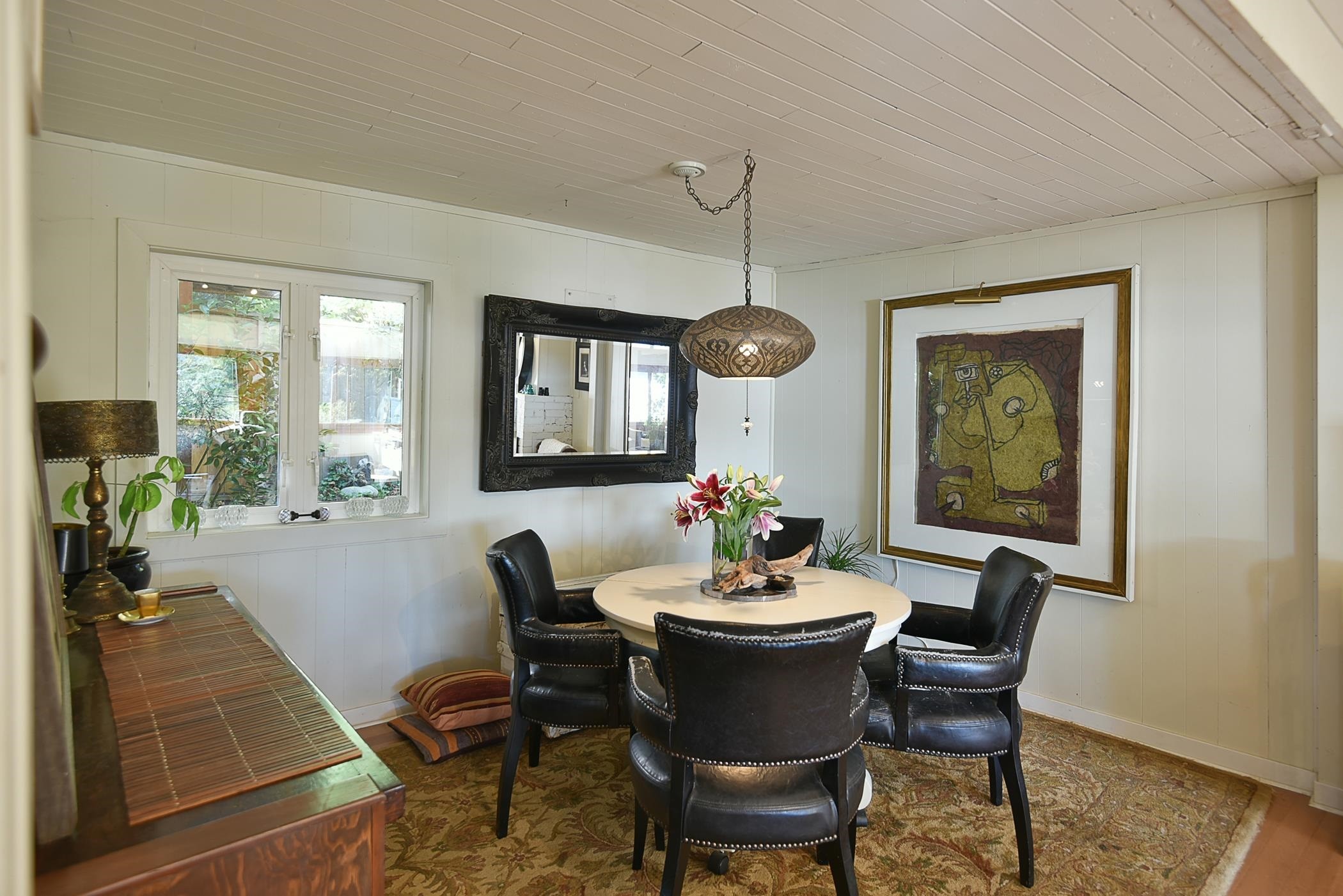 









586


Bals

Lane,
Gibsons,




BC
V0N 1V9

