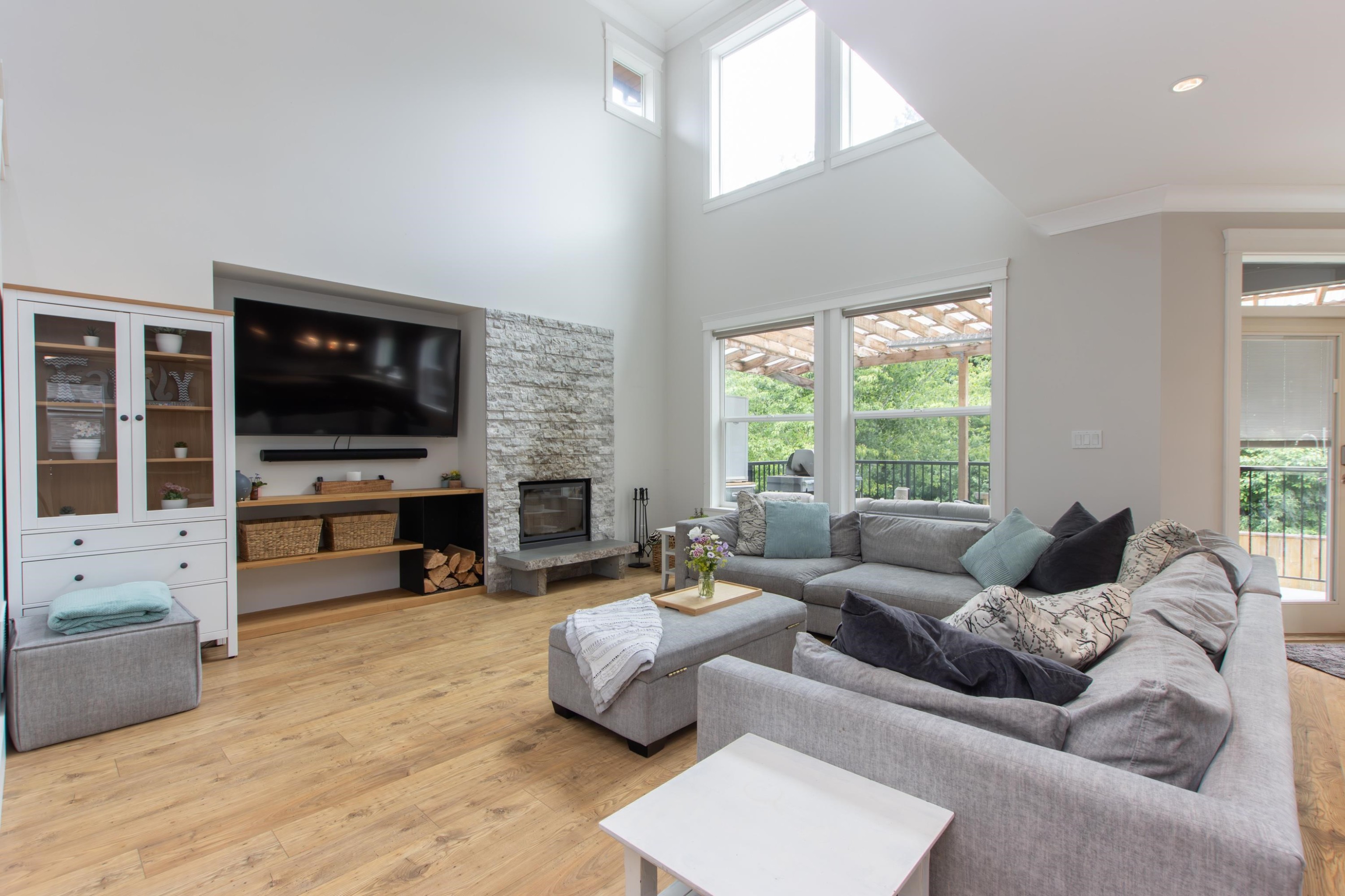 









39052


Kingfisher

Road,
Squamish,




BC
V8B 0S9

