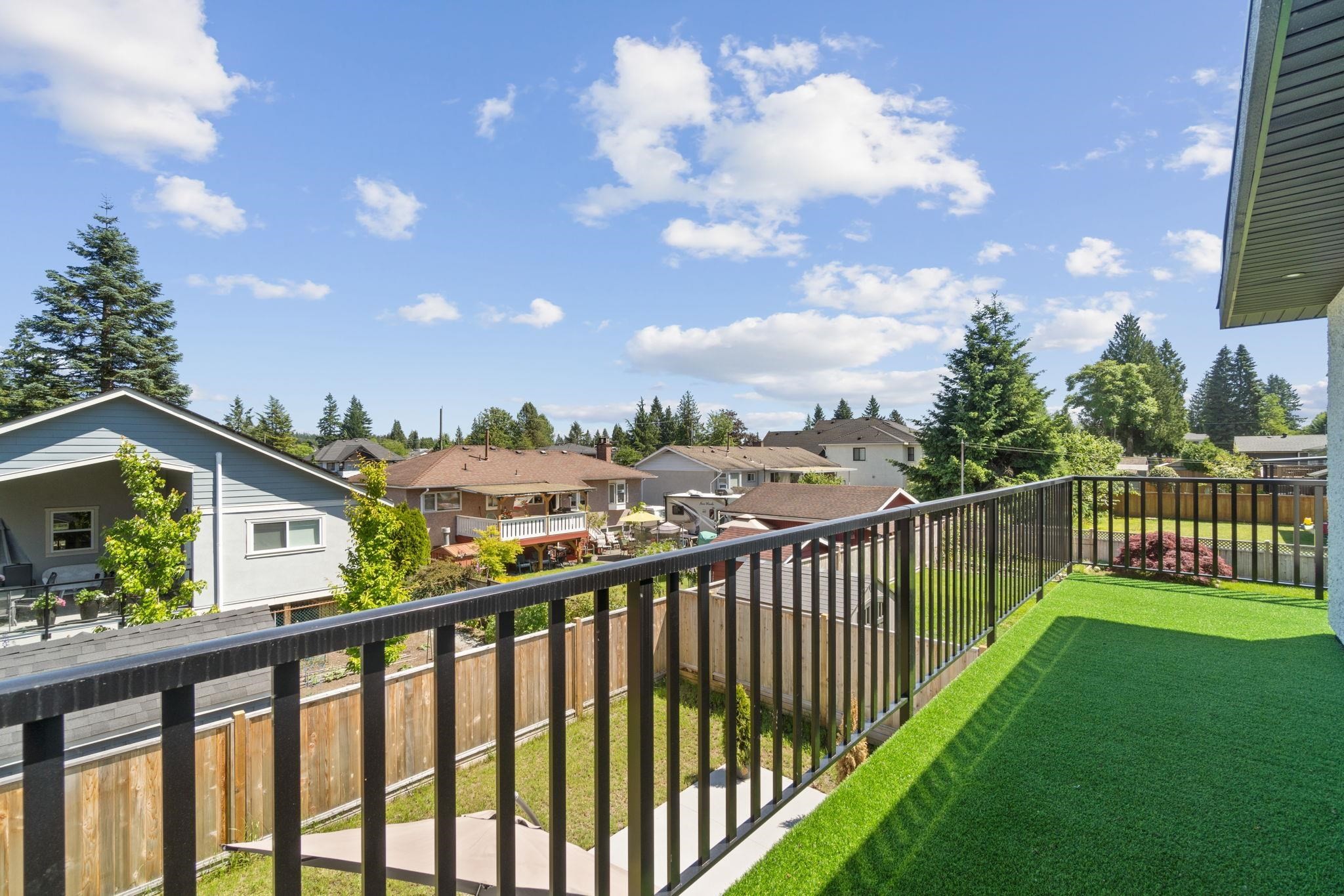 









841


Rondeau

Street,
Coquitlam,




BC
V3J 5Z4

