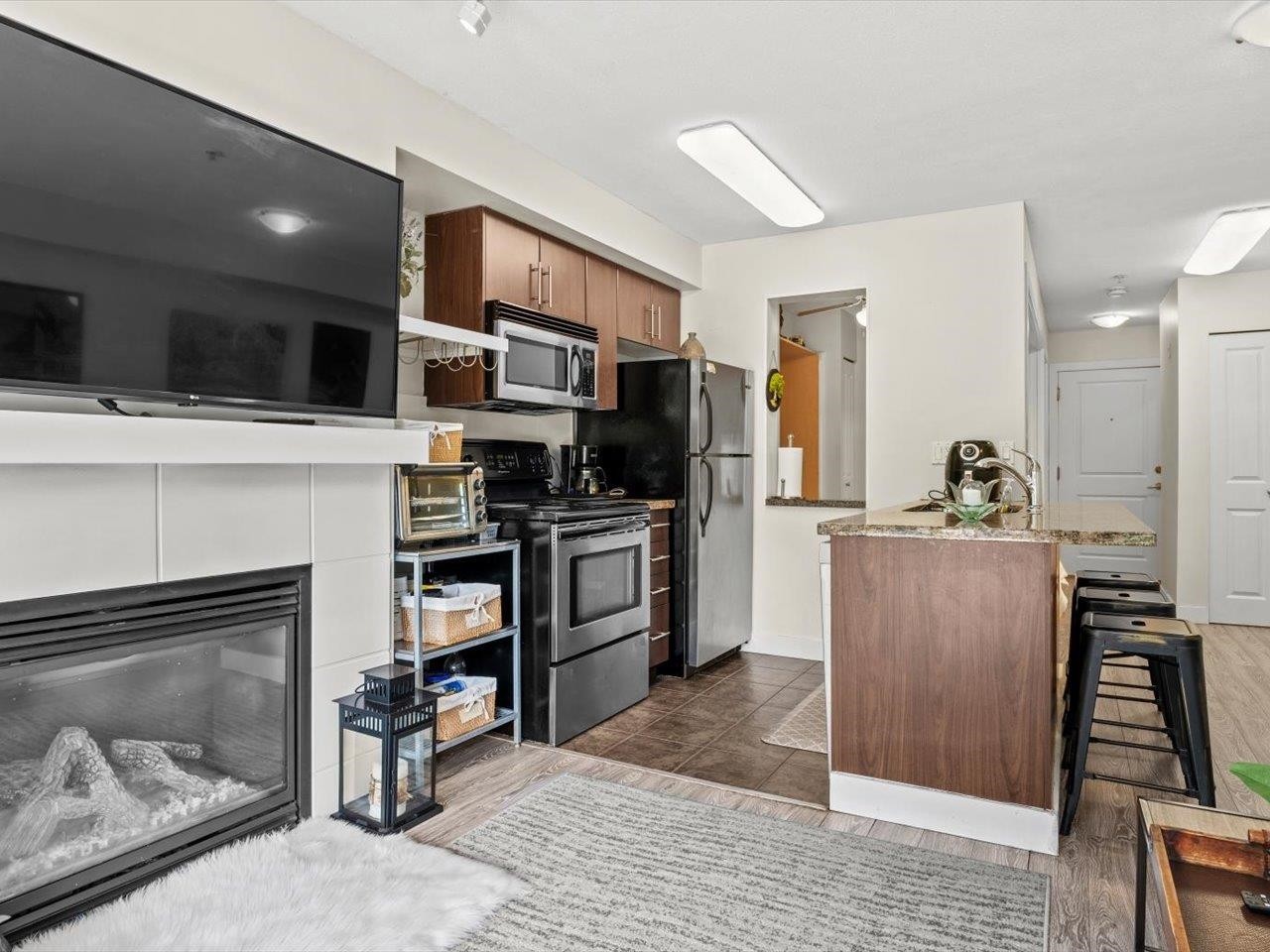 









3260


St Johns

Street, 303,
Port Moody,




BC
V3H 0B9

