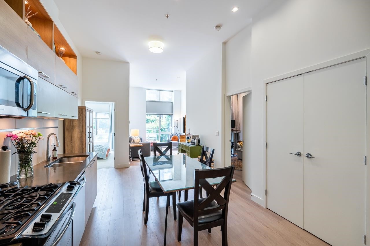 









9150


University High

Street, 6,
Burnaby,




BC
V5A 0C5

