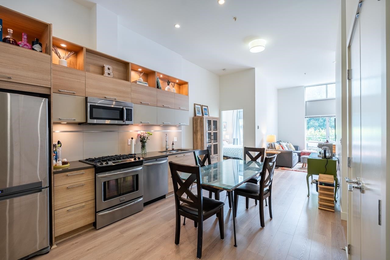 









9150


University High

Street, 6,
Burnaby,




BC
V5A 0C5

