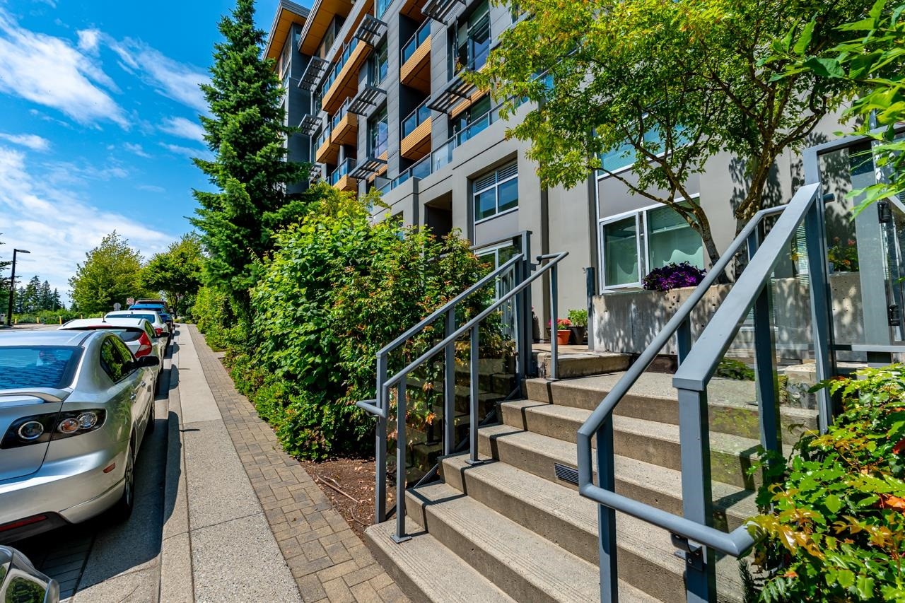 









9150


University High

Street, 6,
Burnaby,




BC
V5A 0C5

