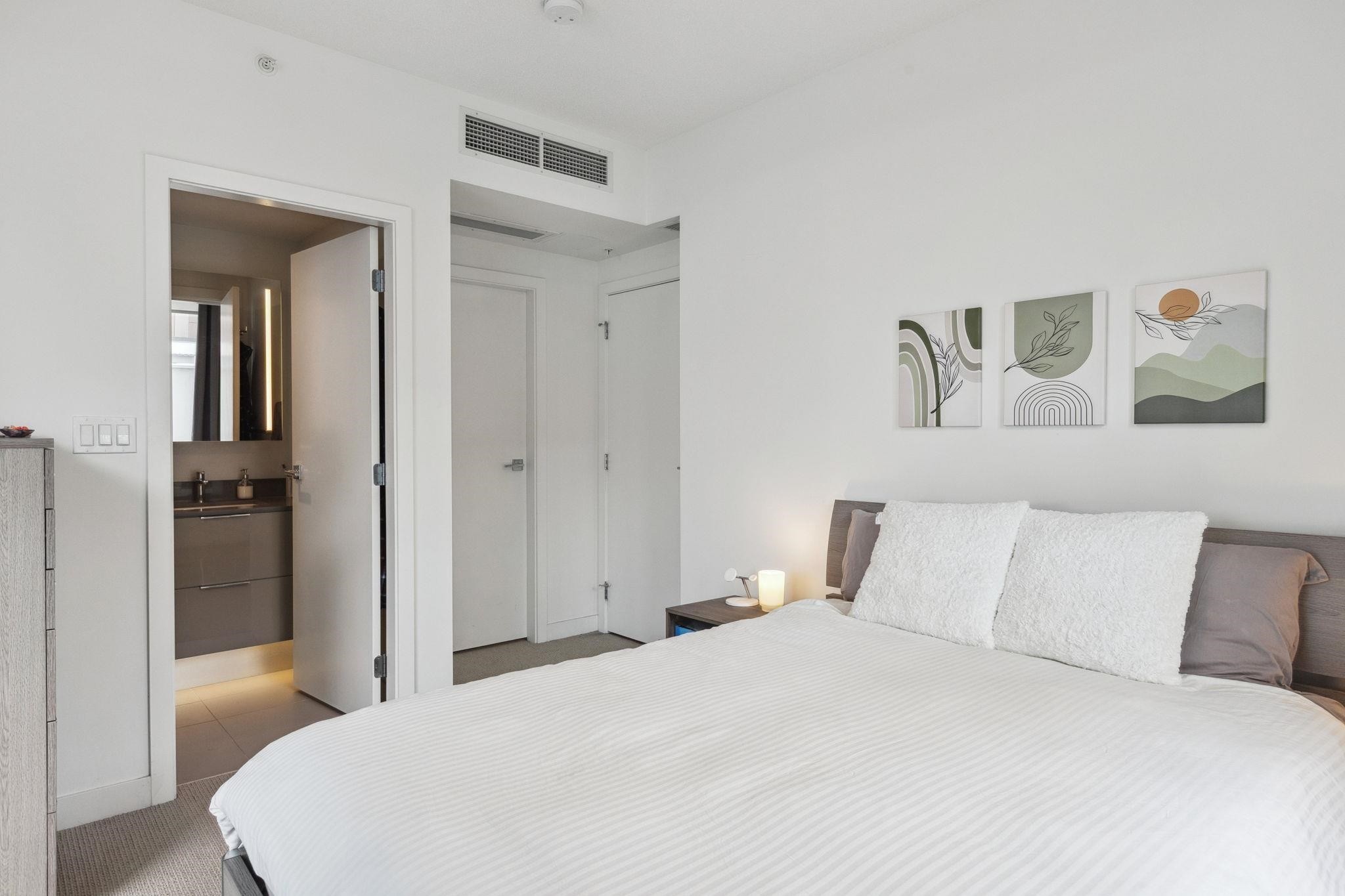 









1471


Hunter

Street, 403,
North Vancouver,




BC
V7J 1H3

