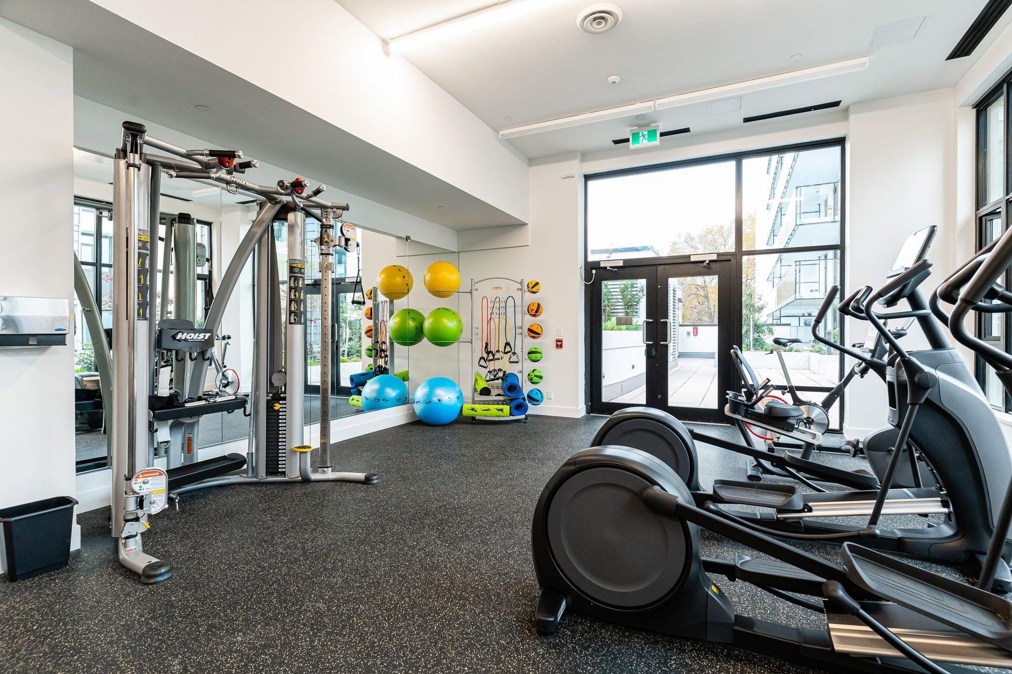 









1471


Hunter

Street, 403,
North Vancouver,




BC
V7J 1H3

