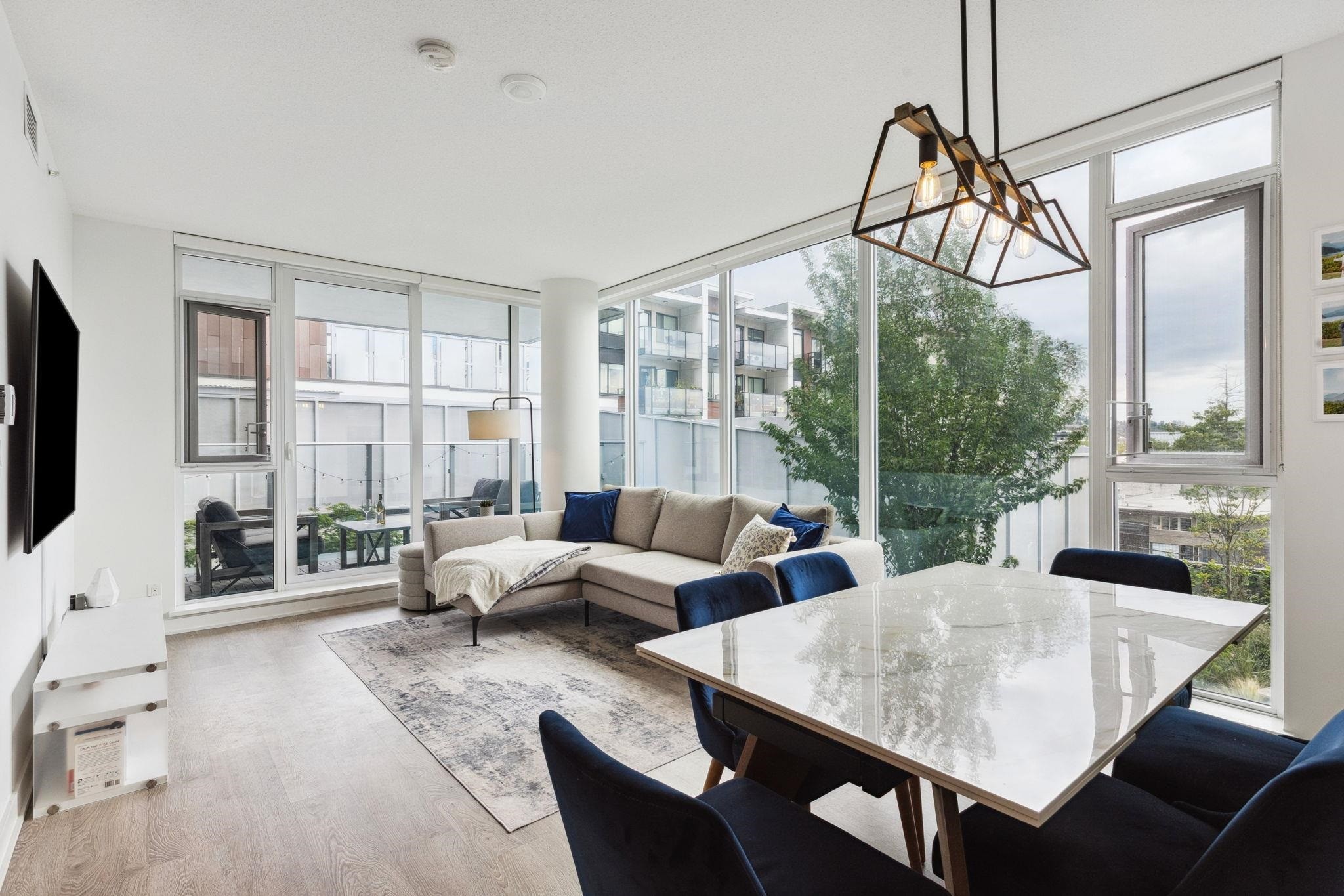 









1471


Hunter

Street, 403,
North Vancouver,




BC
V7J 1H3


