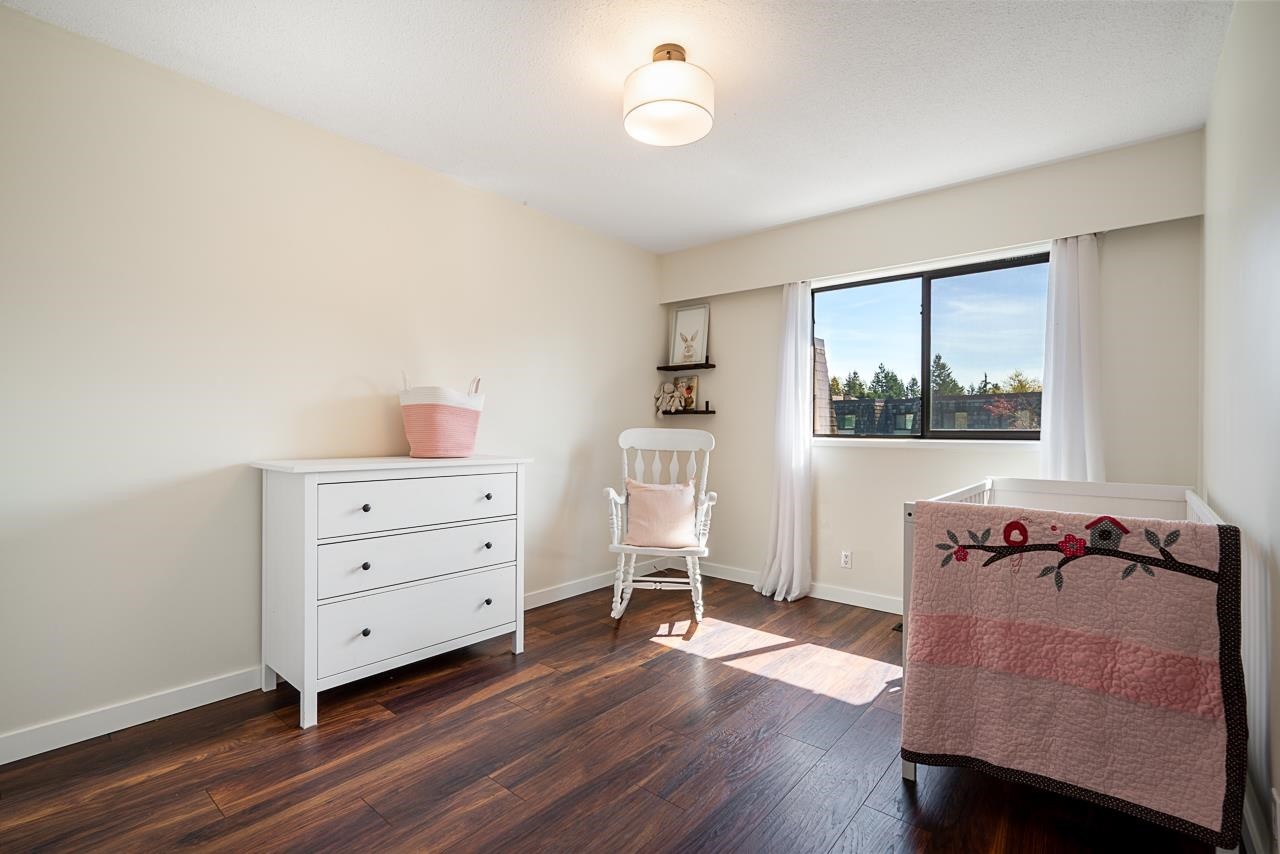 









1116


Premier

Street,
North Vancouver,




BC
V7J 2H3

