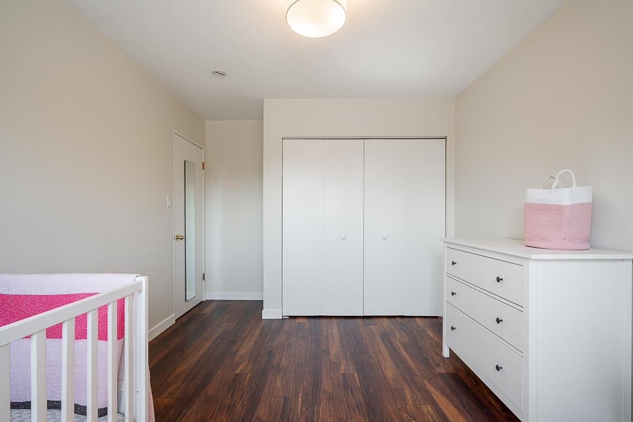 









1116


Premier

Street,
North Vancouver,




BC
V7J 2H3

