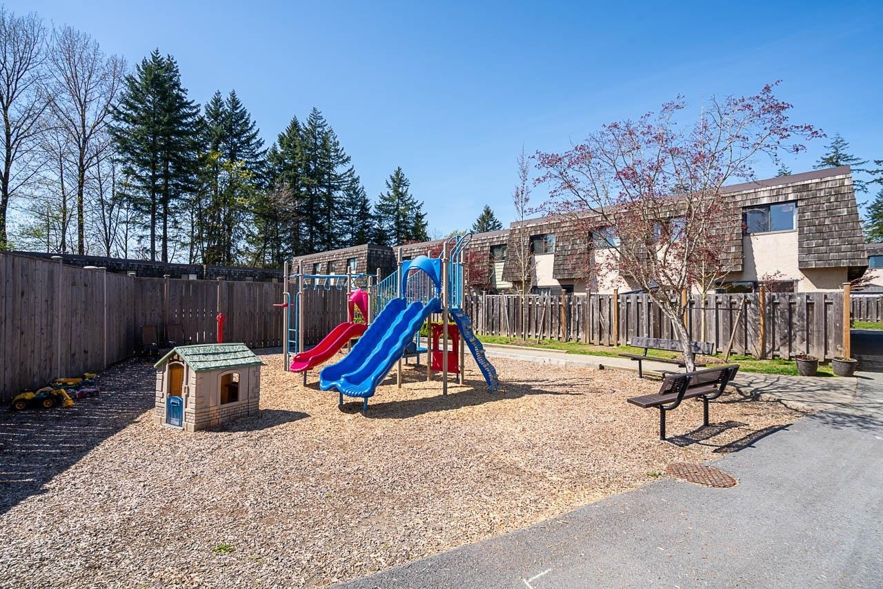 









1116


Premier

Street,
North Vancouver,




BC
V7J 2H3

