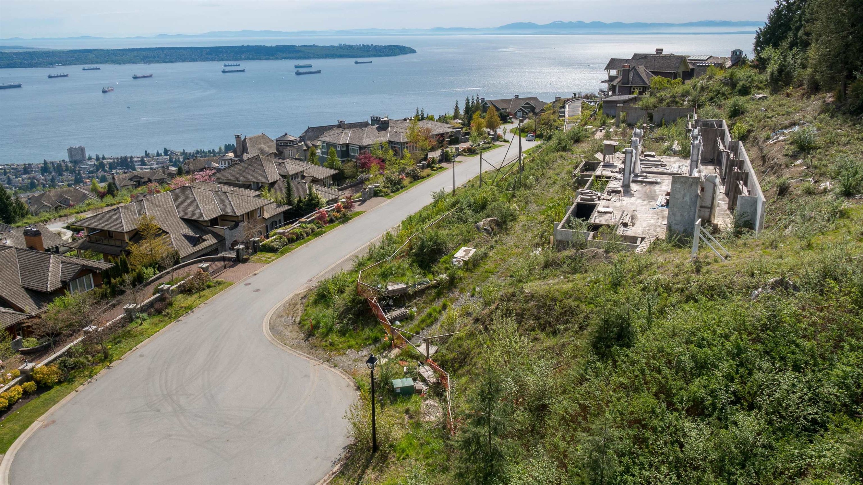 









2345


Kadlec

Court,
West Vancouver,







BC
V7S 3K3

