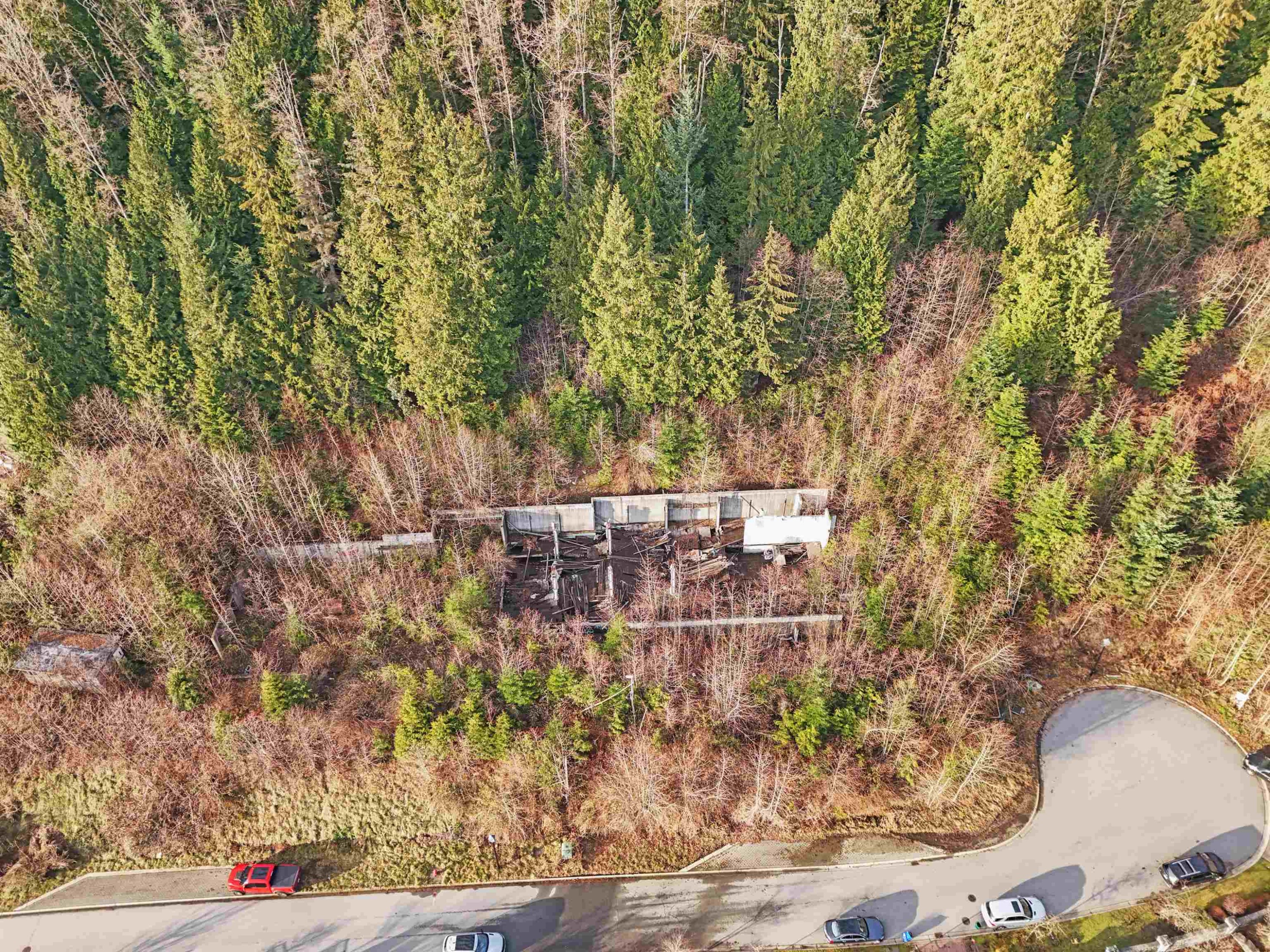 









2345


Kadlec

Court,
West Vancouver,




BC
V7S 3K3

