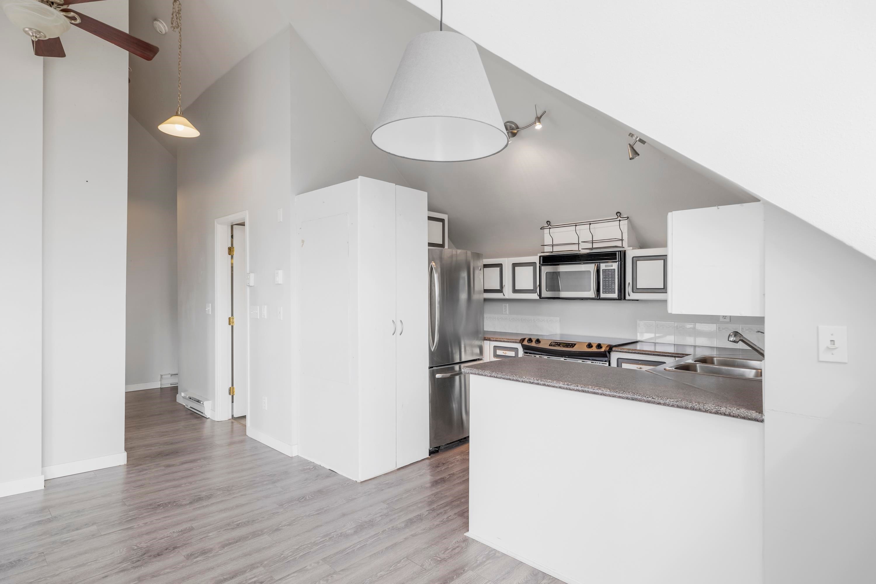 









1570


Prairie

Avenue, 404,
Port Coquitlam,




BC
V3B 1T4

