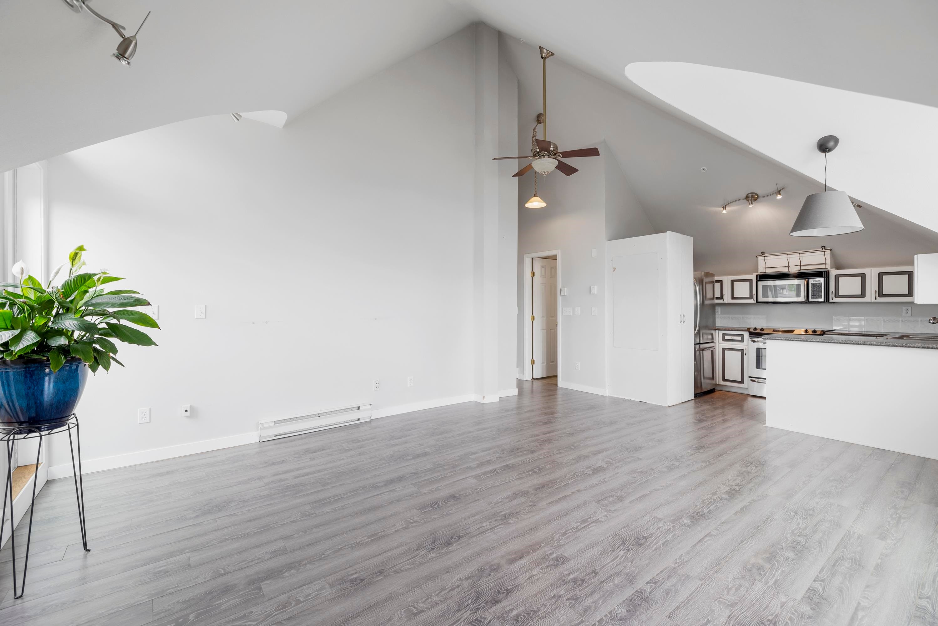 









1570


Prairie

Avenue, 404,
Port Coquitlam,




BC
V3B 1T4

