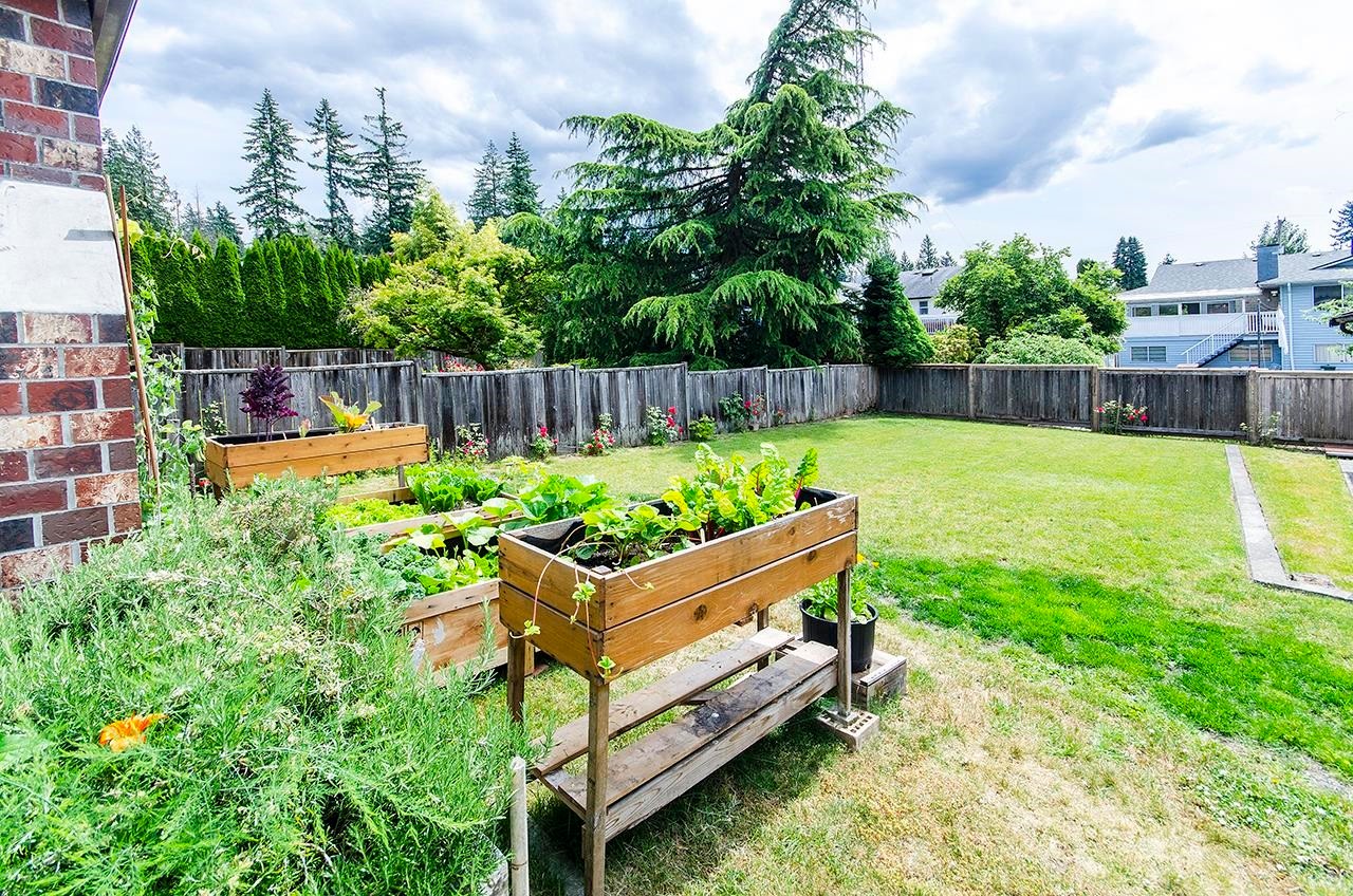 









718


Foster

Avenue,
Coquitlam,




BC
V3J 7P7

